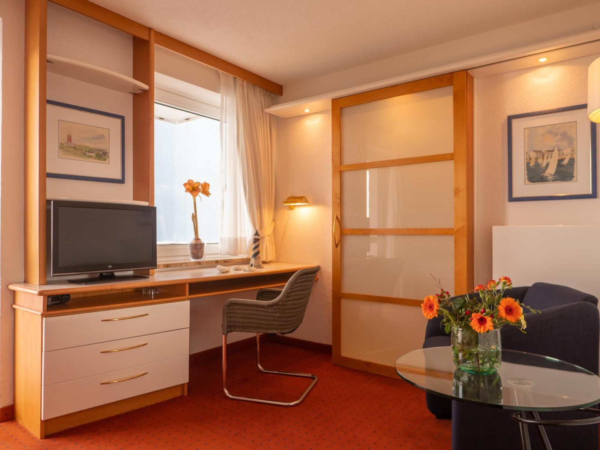 Einzelzimmer mit Seitenbalkon