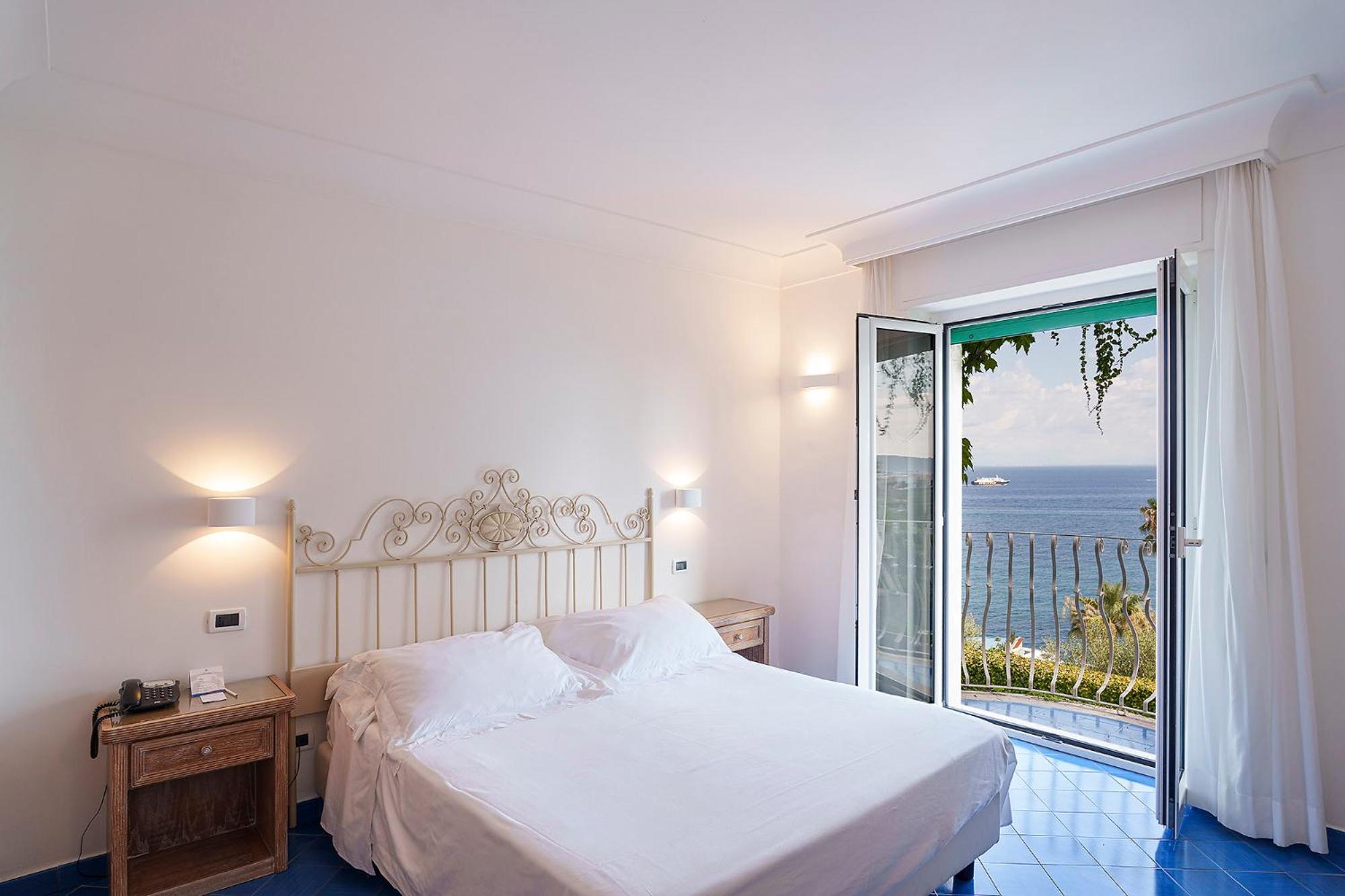 Chambre Double ou Lits Jumeaux - Vue sur Mer