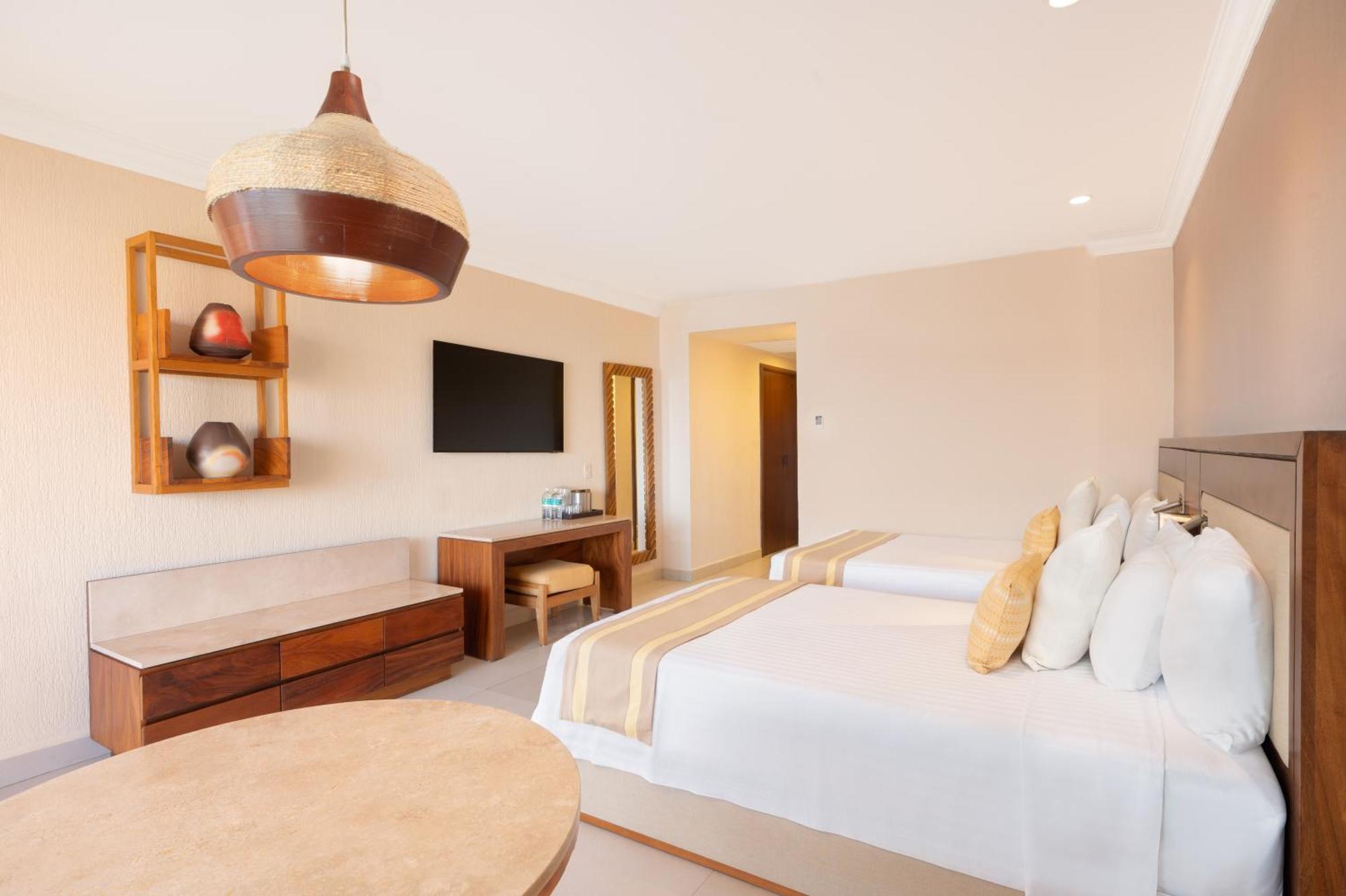 Deluxe Ocean View Room