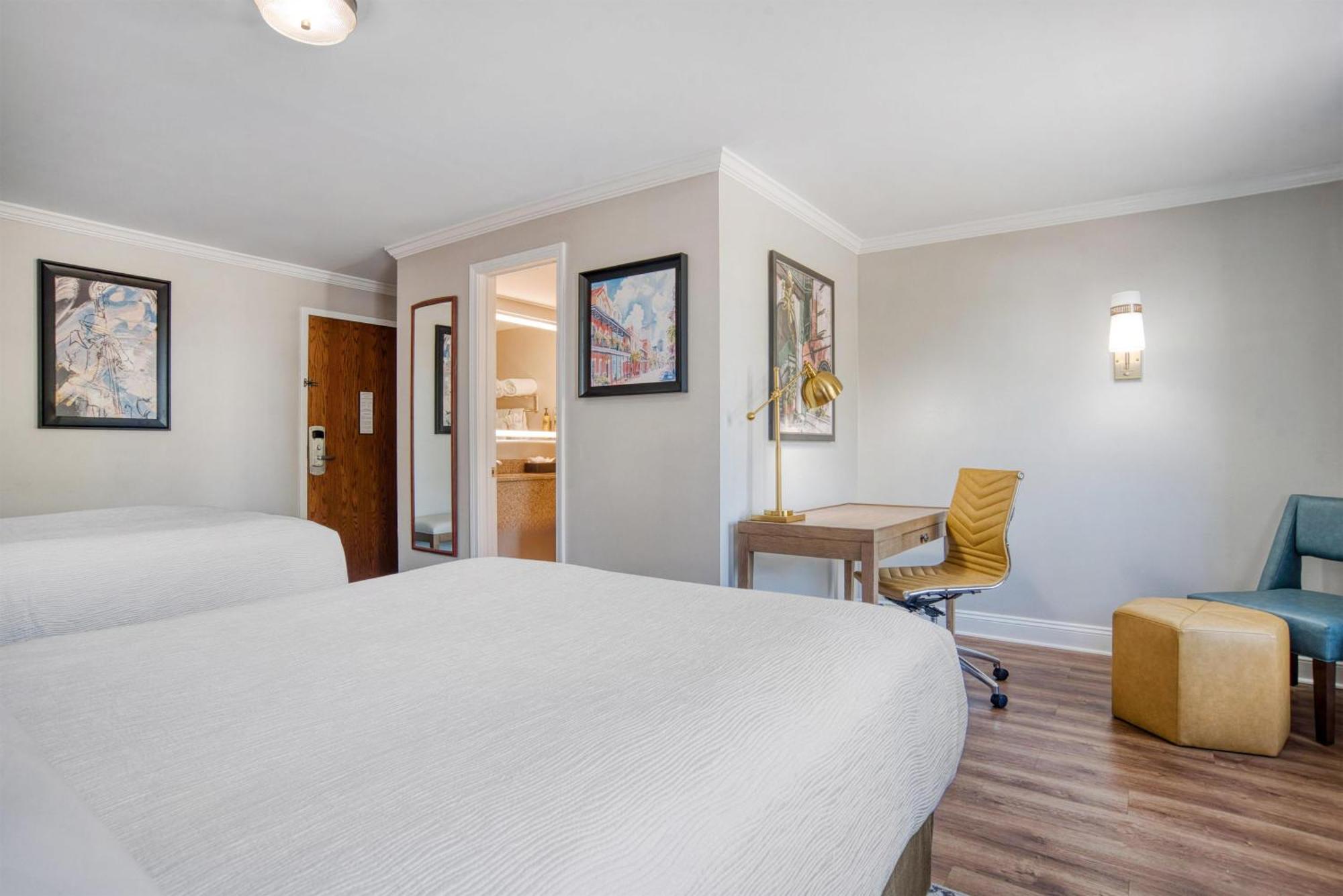 Chambre Double avec 2 Lits Doubles - Non-Fumeurs