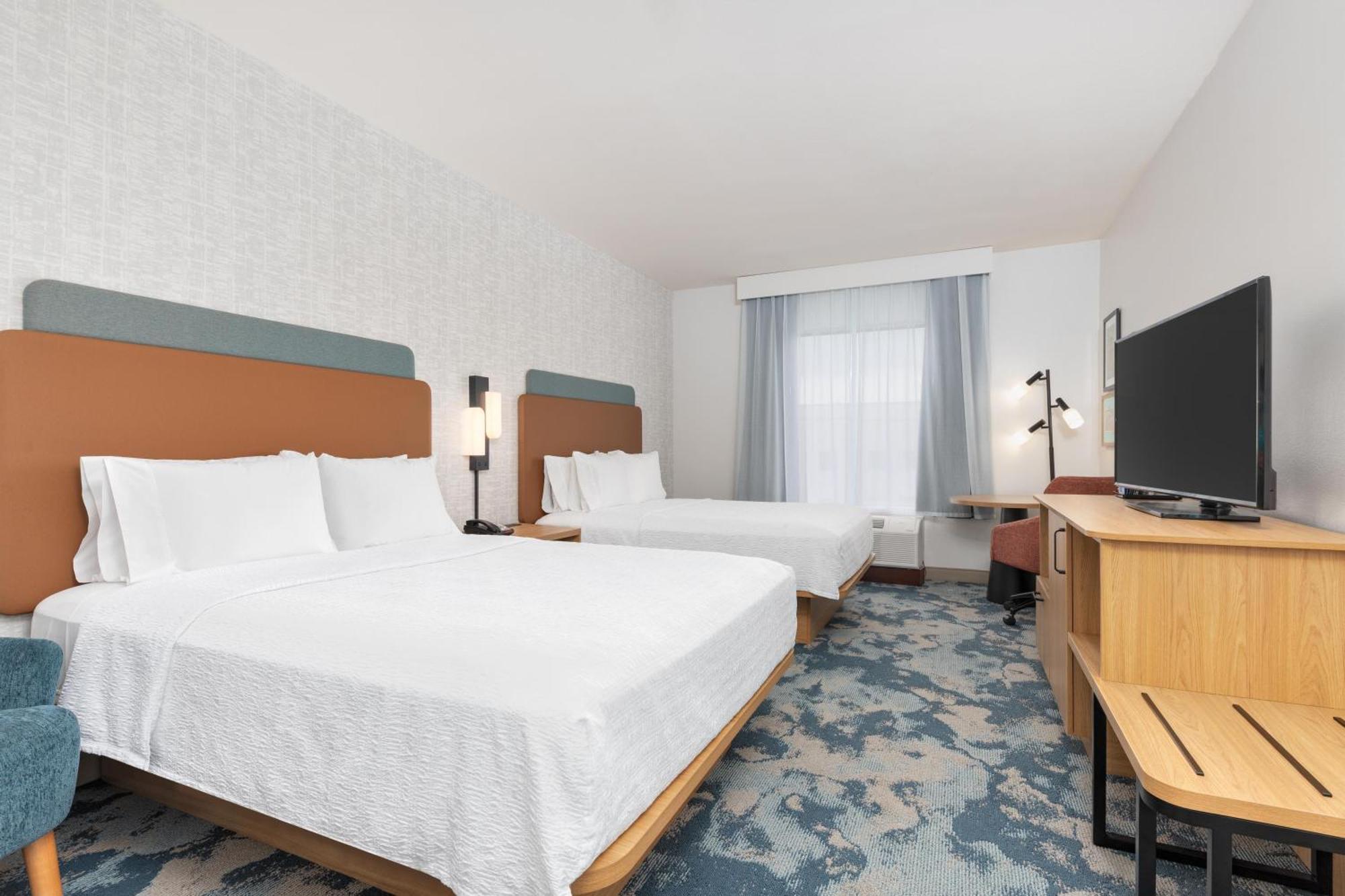 Room with Two Queen Beds - Non-Smoking