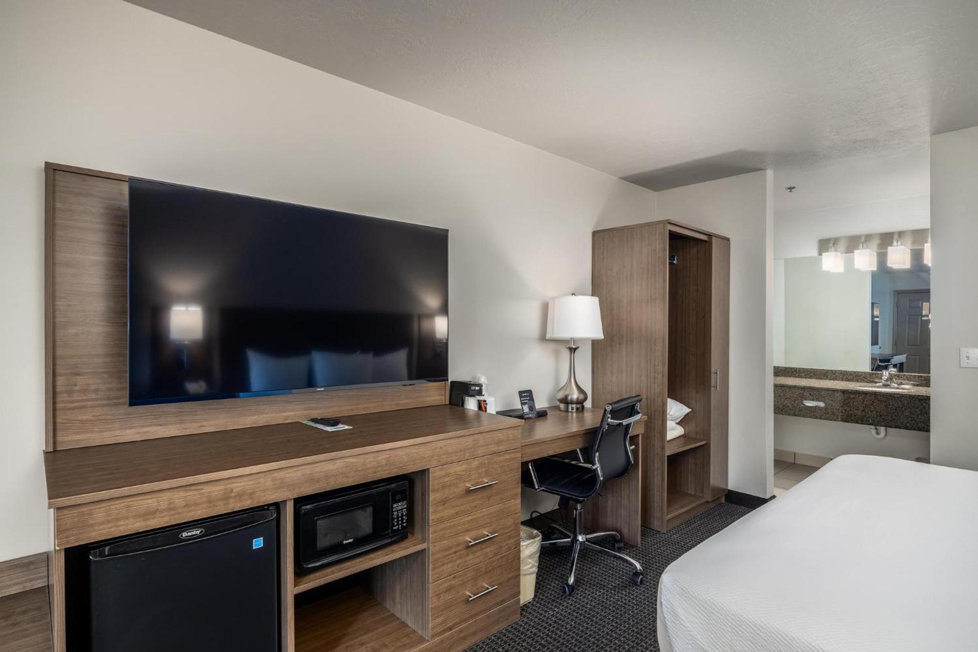Classic King Room