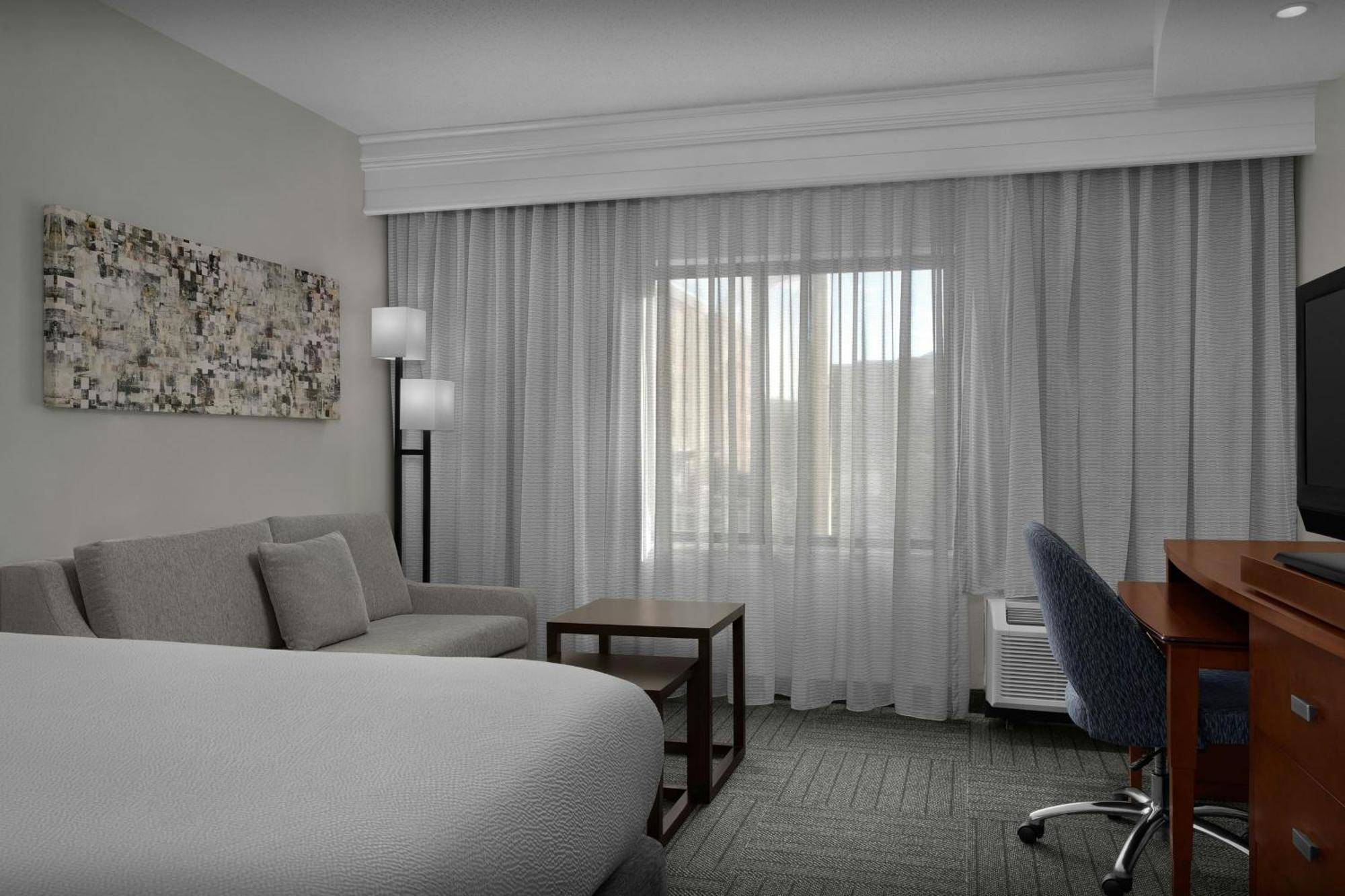 King Room with Sofa Bed