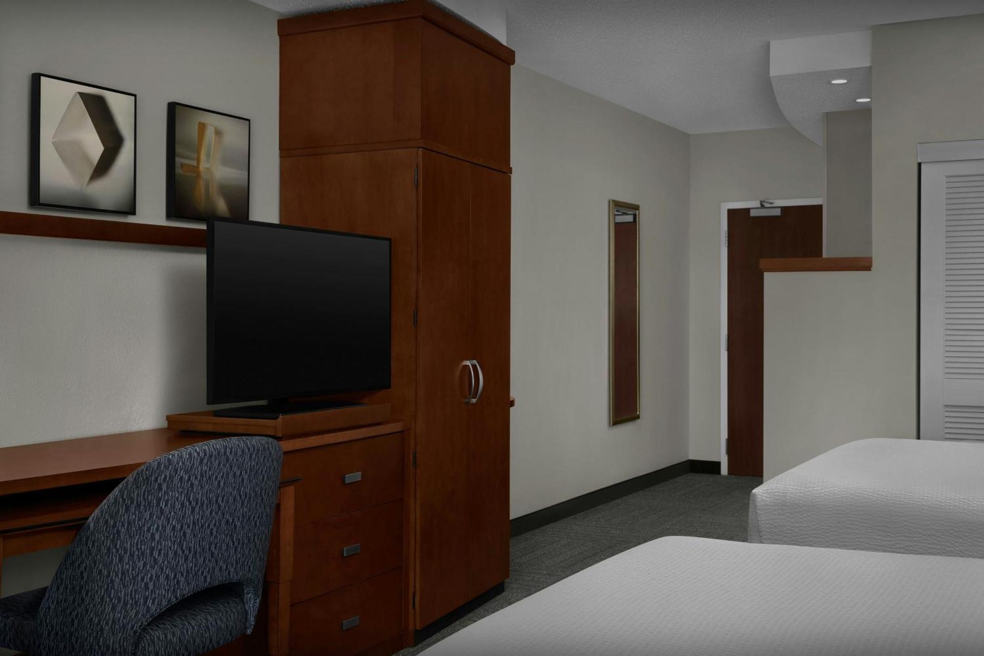 Queen Room with Two Queen Beds