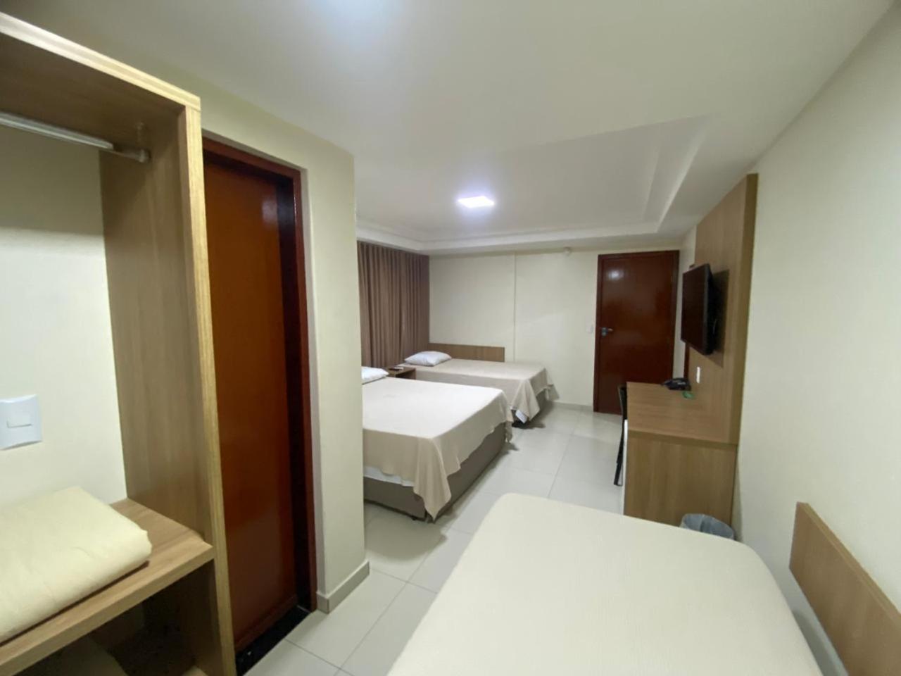 Quarto Quádruplo Standard
