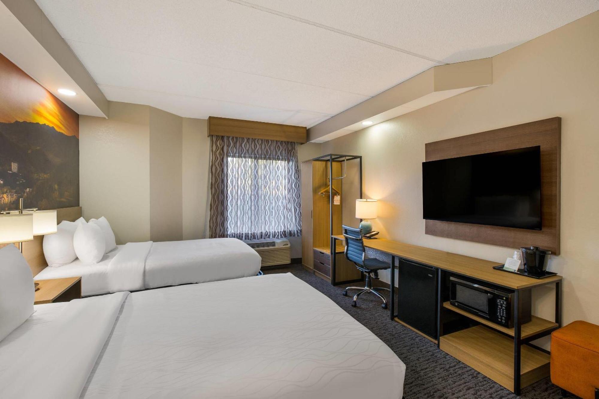 Standard Room with Two Double Beds - Non-Smoking