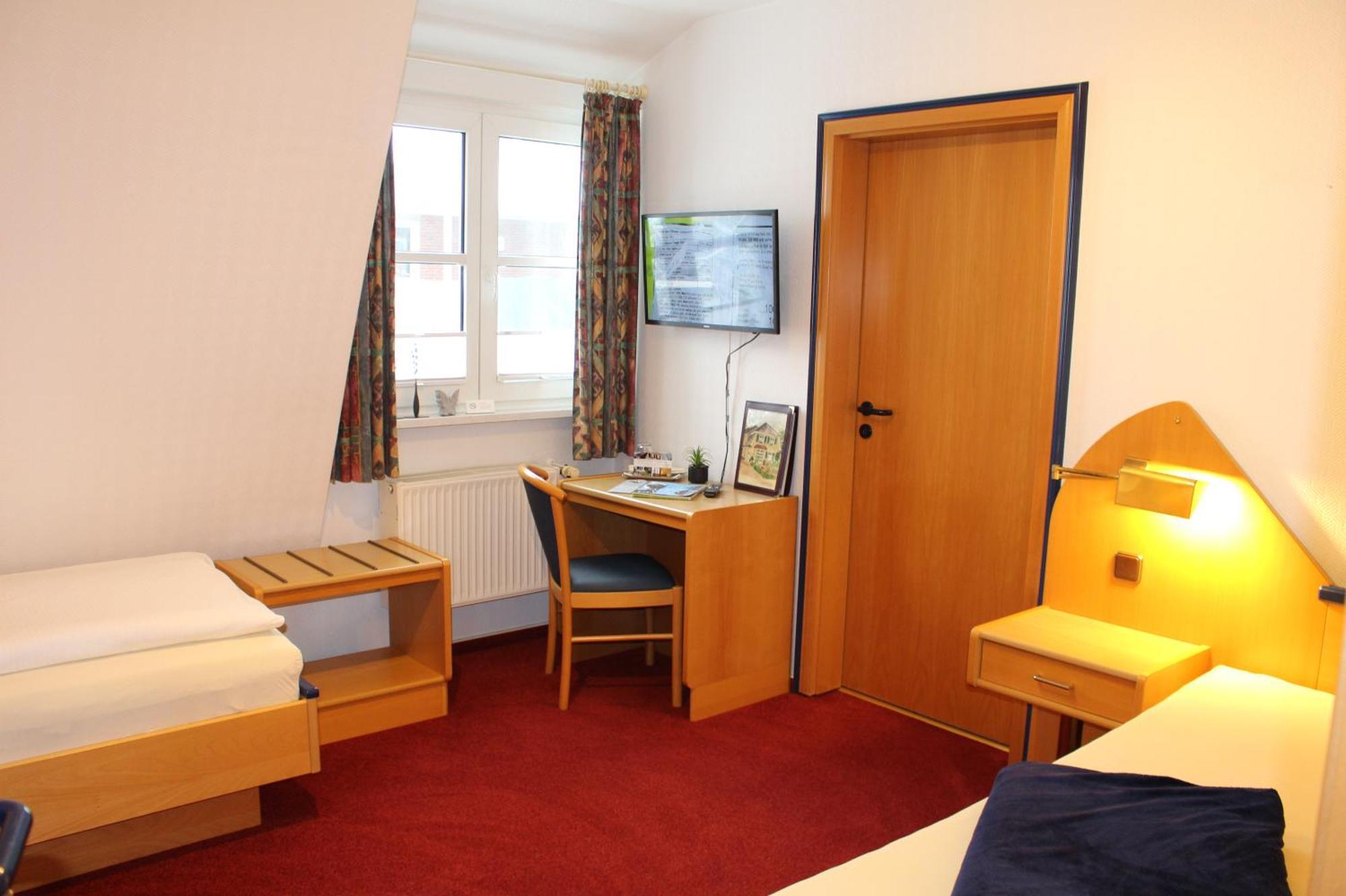 Standard Twin Room,1742974869:JPEG