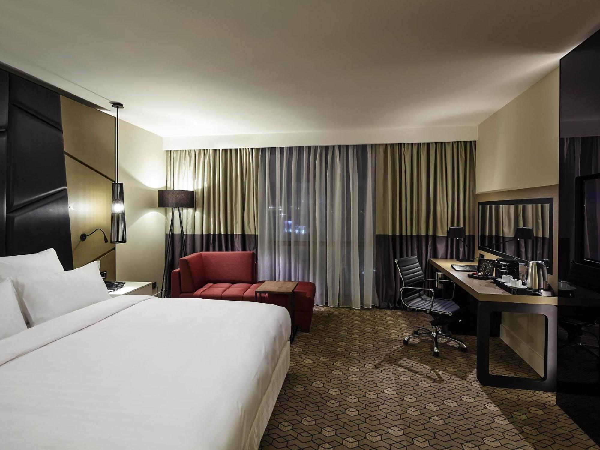 Habitación Deluxe con cama extragrande - Vistas a la ciudad