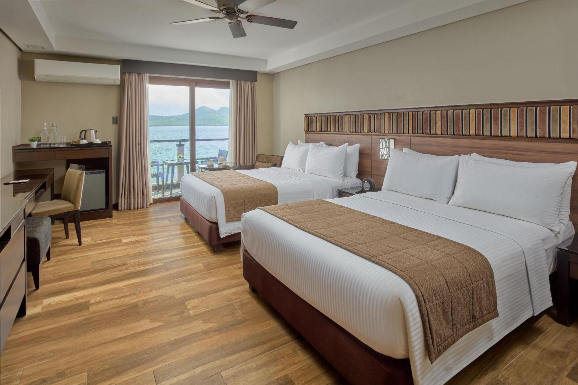 Bayview Queen Room