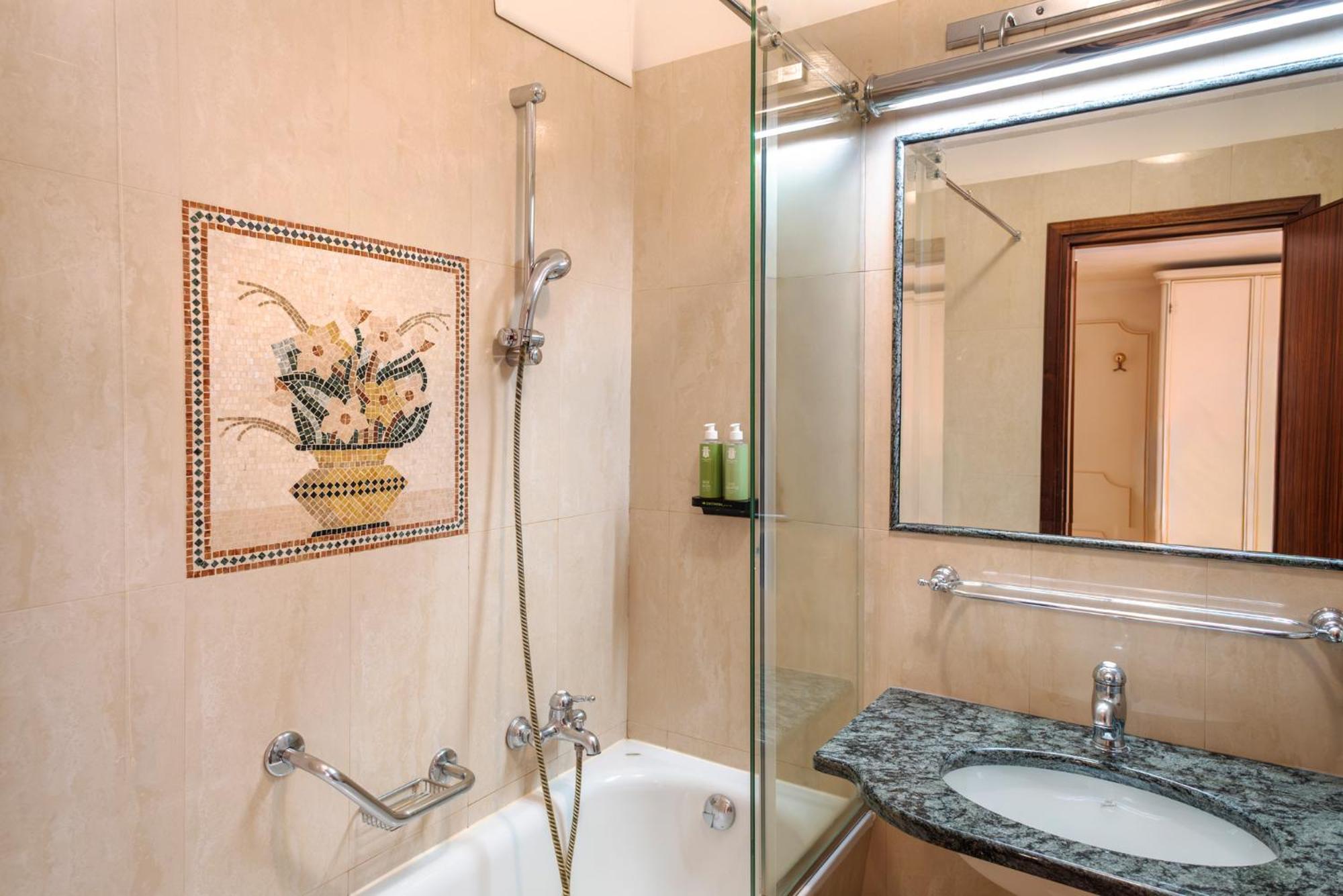 Deluxe Tweepersoonskamer met 1 of 2 Bedden - bij de Bergen