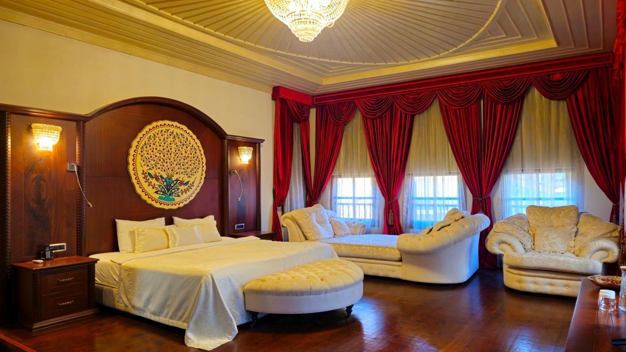 Suite Ottoman