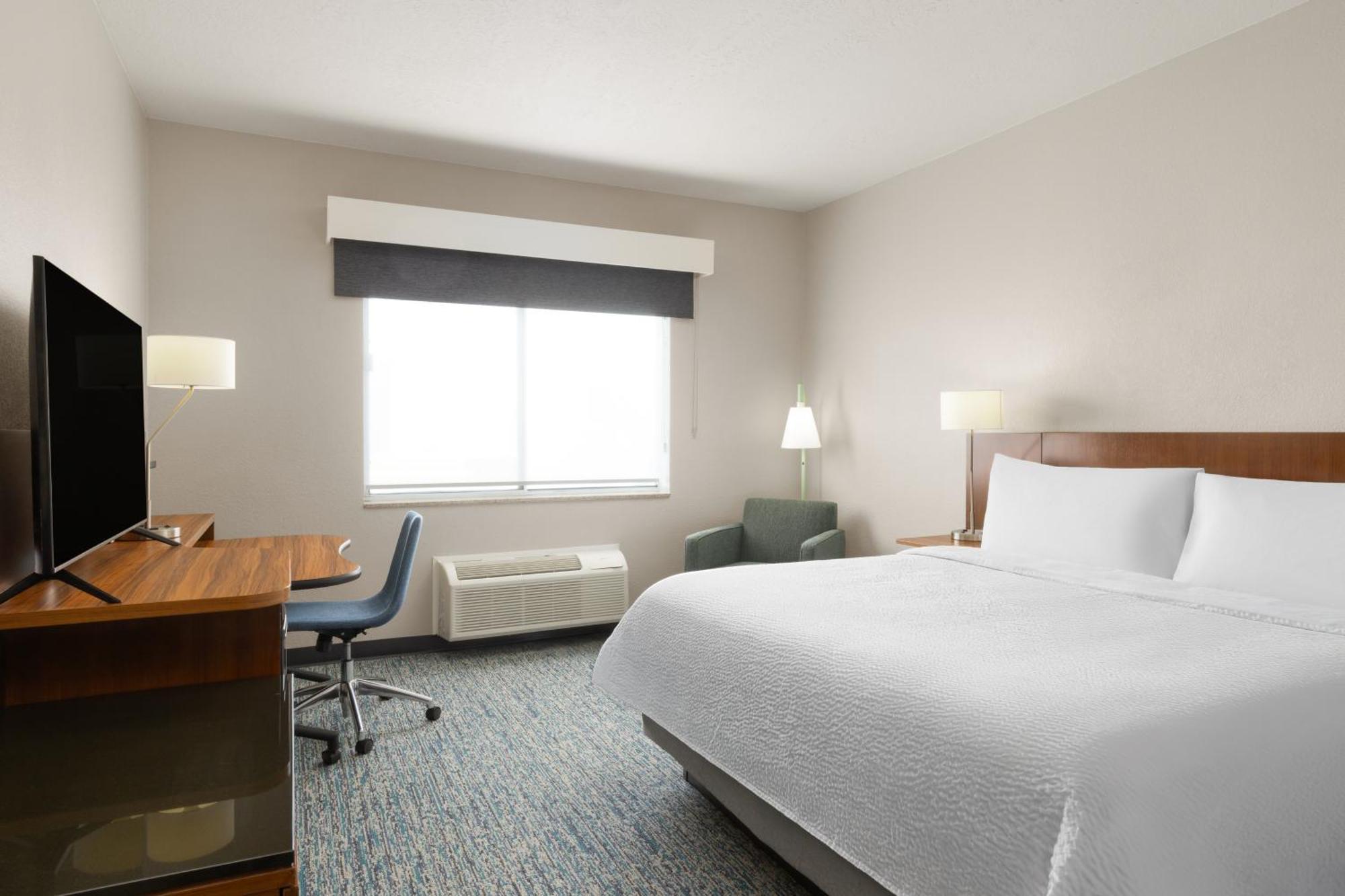 Standard King Room