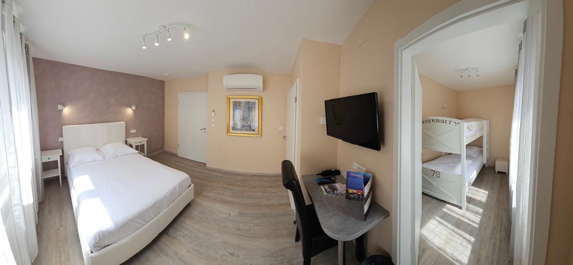 Chambre Familiale