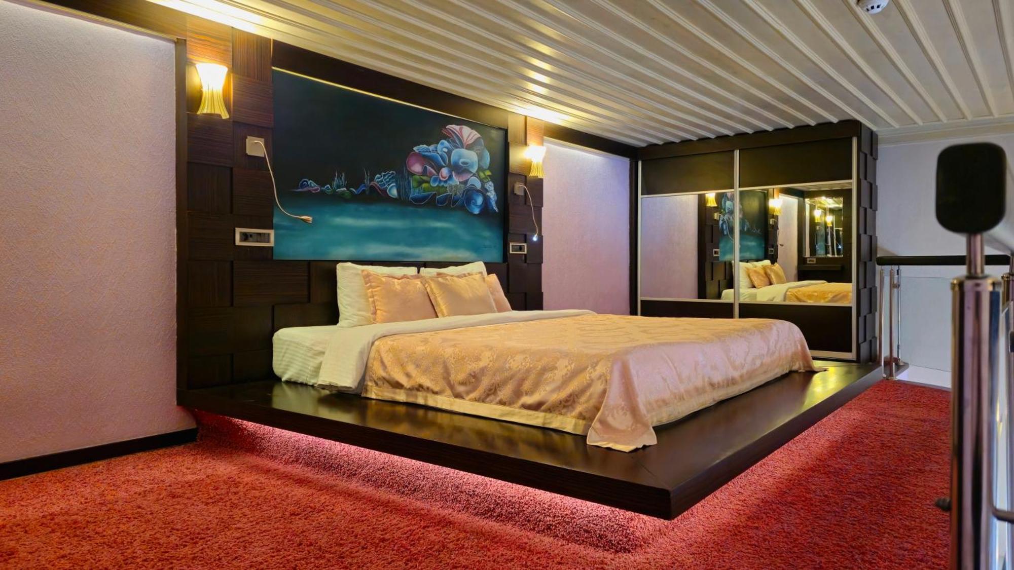 Suite Millennium