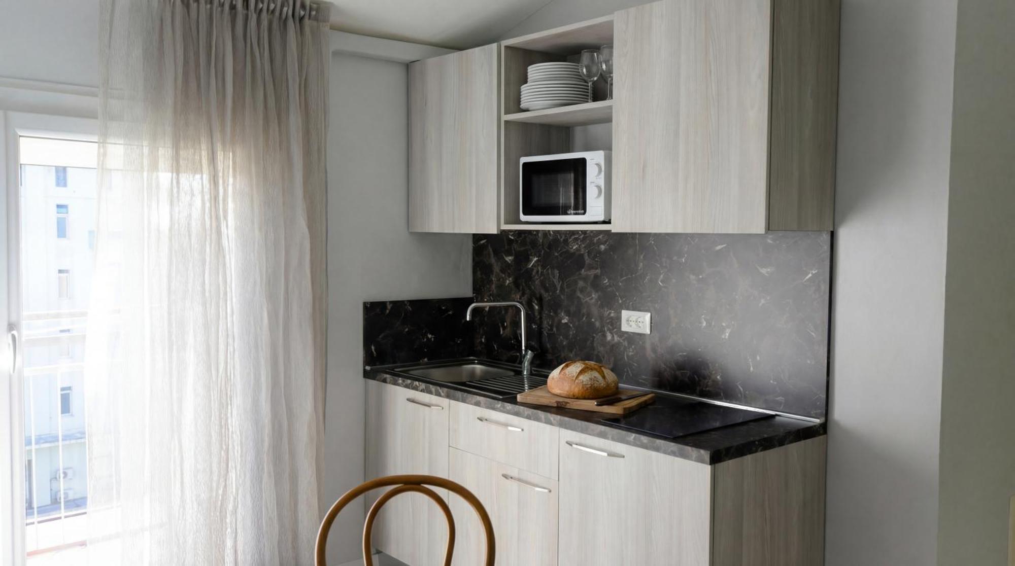Appartamento con 1 Camera da Letto, Vista Mare e Balcone