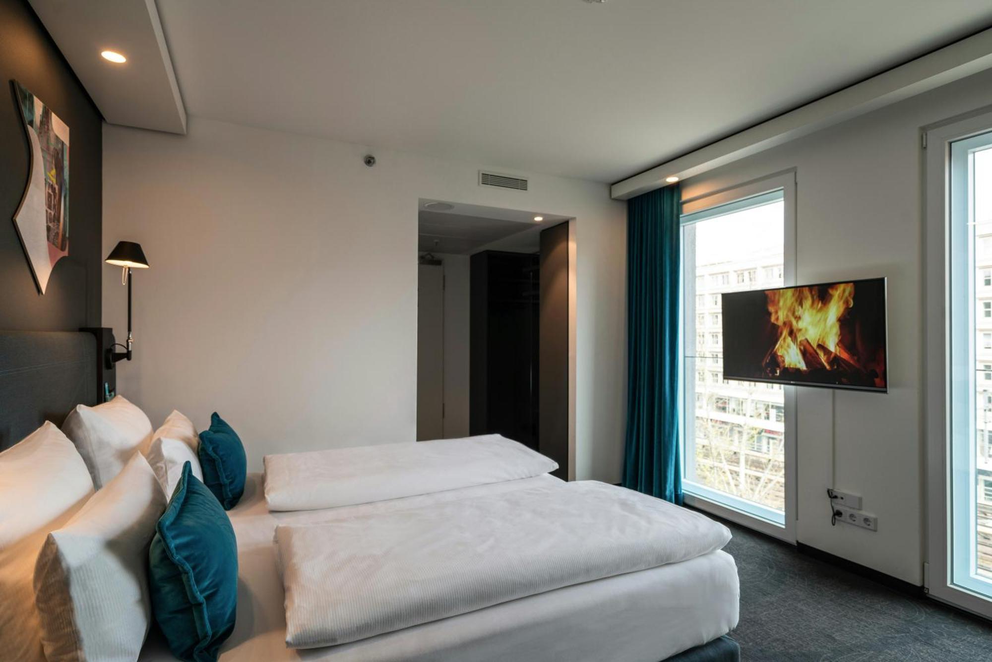 Quarto Duplo Standard com Vista da Cidade