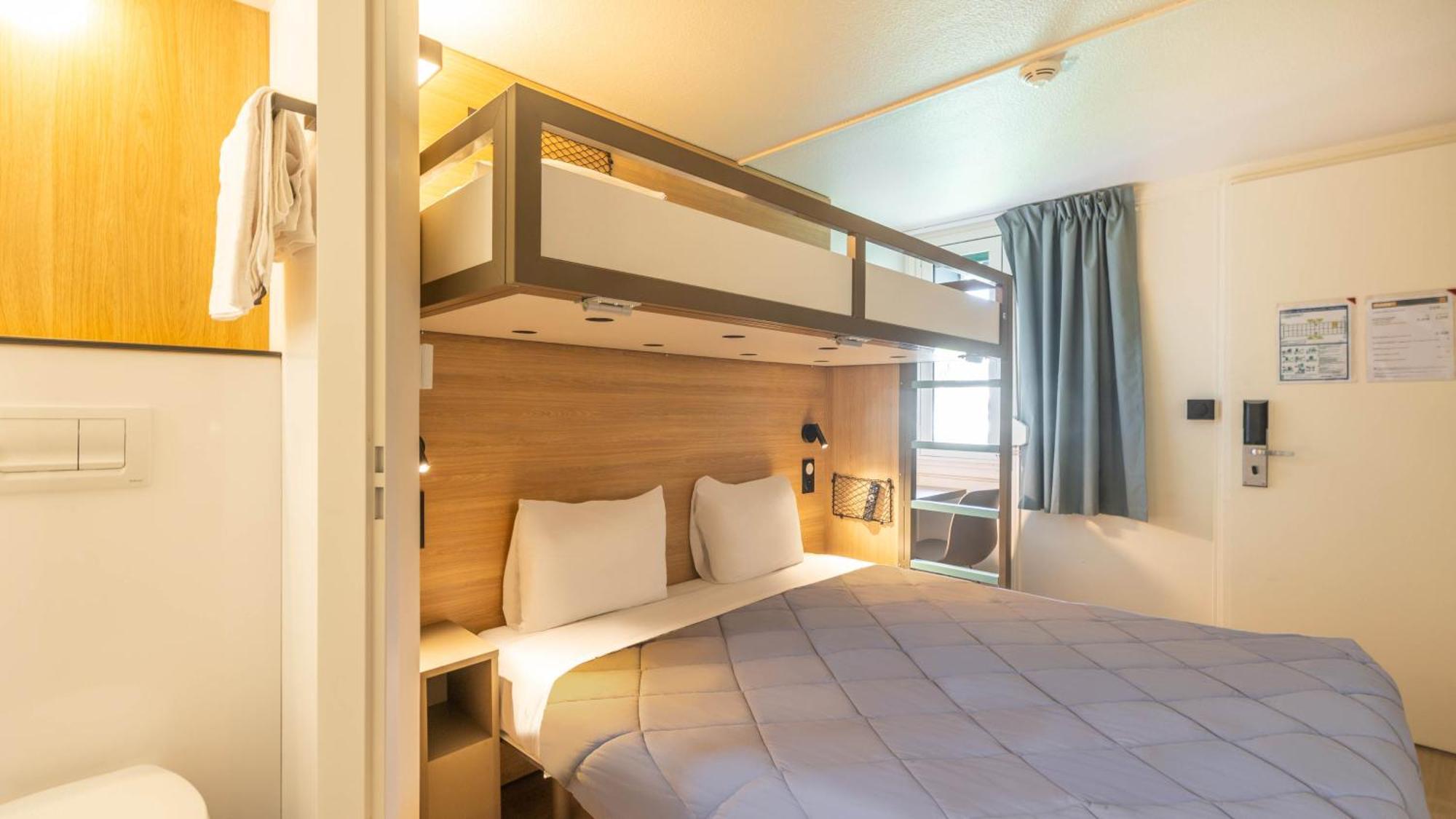 Standard Queen Room with One Bunk Bed