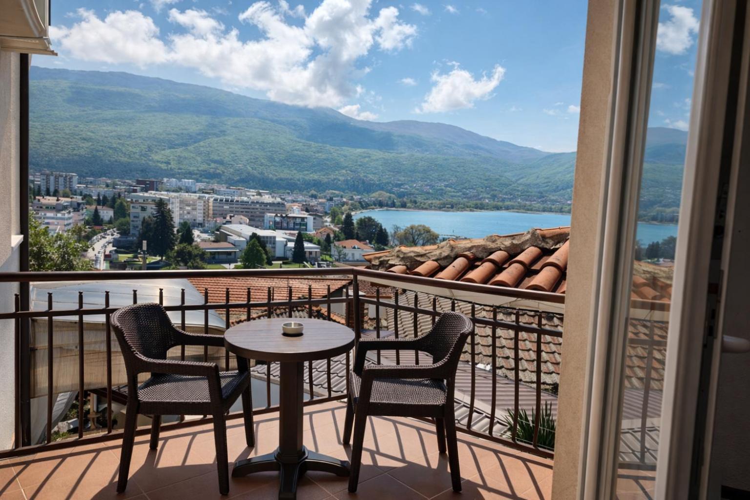 Studio with Balcony and Lake View - First Floor