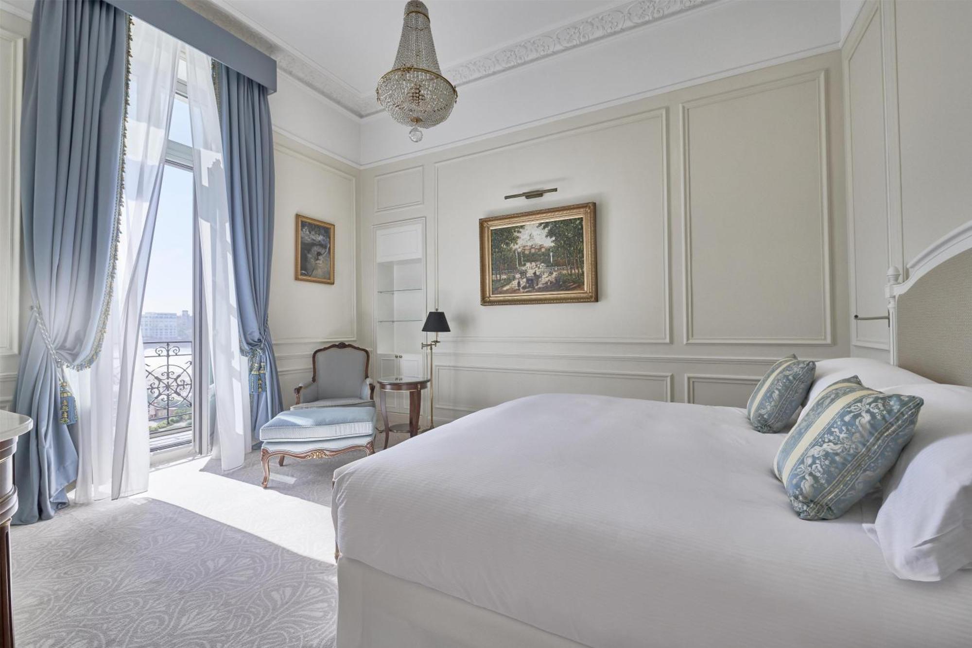 Ambassador Suite,1758269012:JPEG