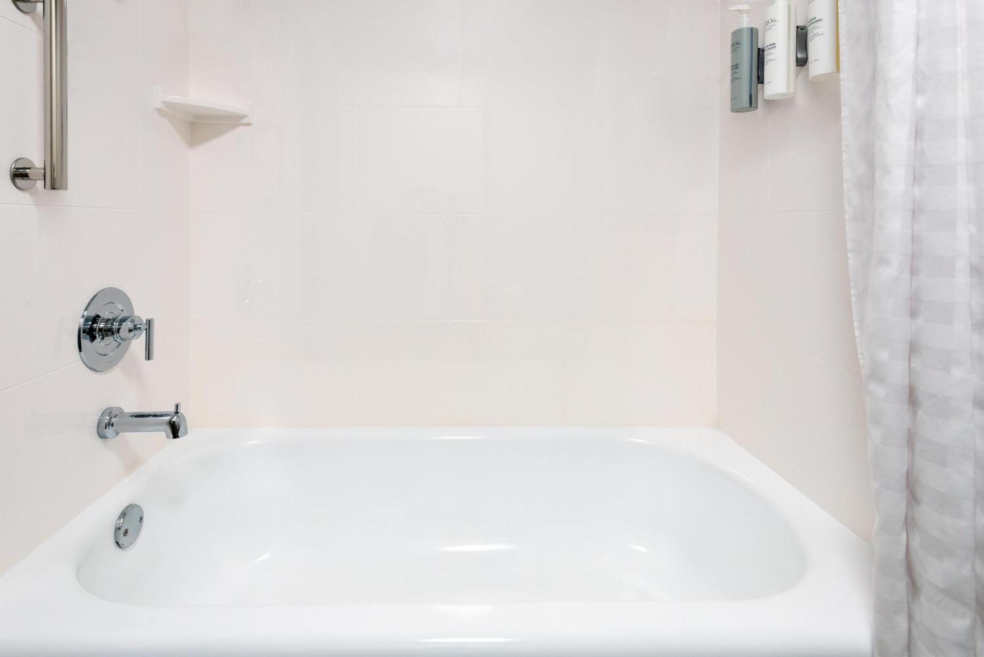 Suite 1 Chambre avec 2 Lits Queen-Size - Non-Fumeurs