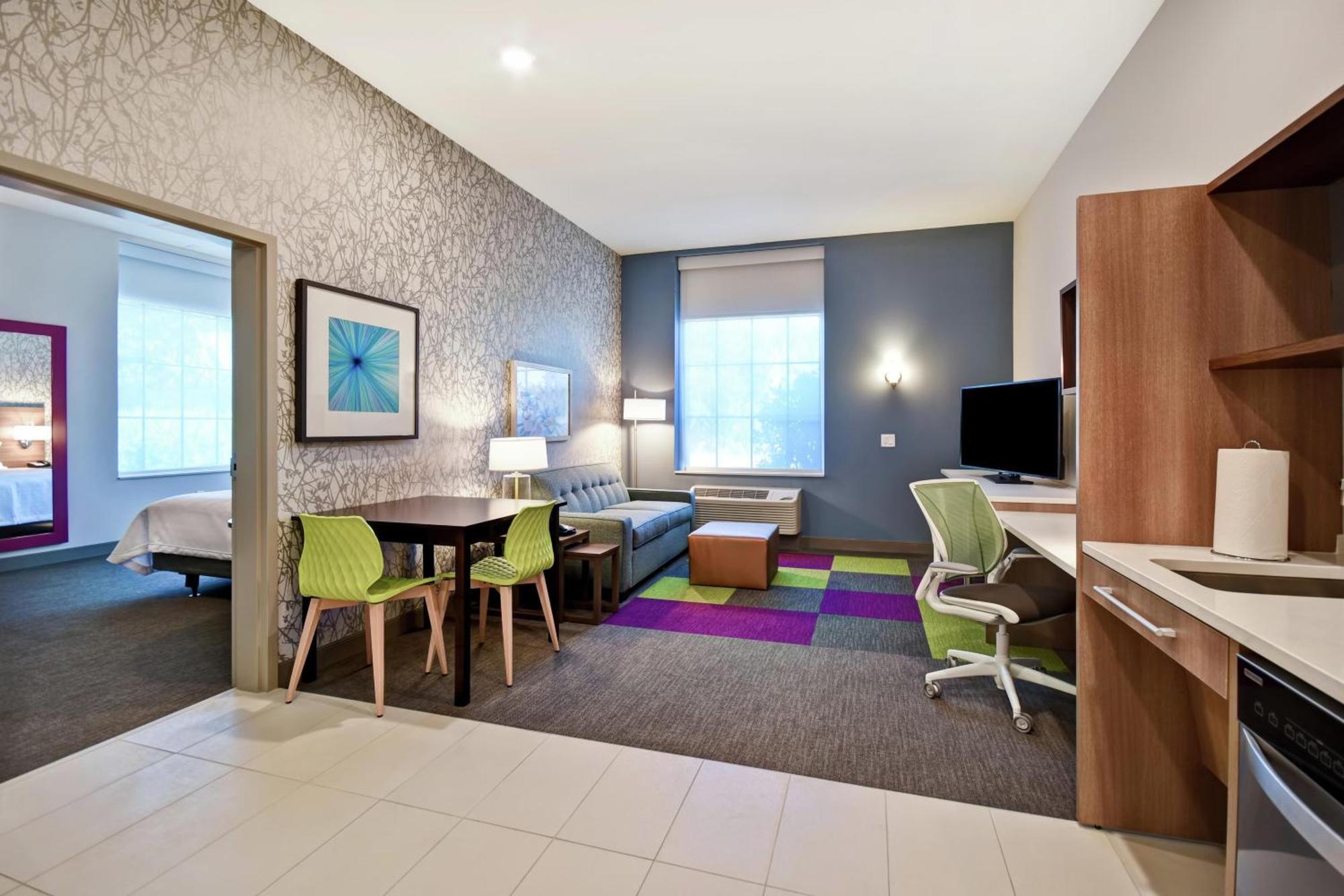 One-Bedroom King Suite Non-Smoking,1758491498:JPEG