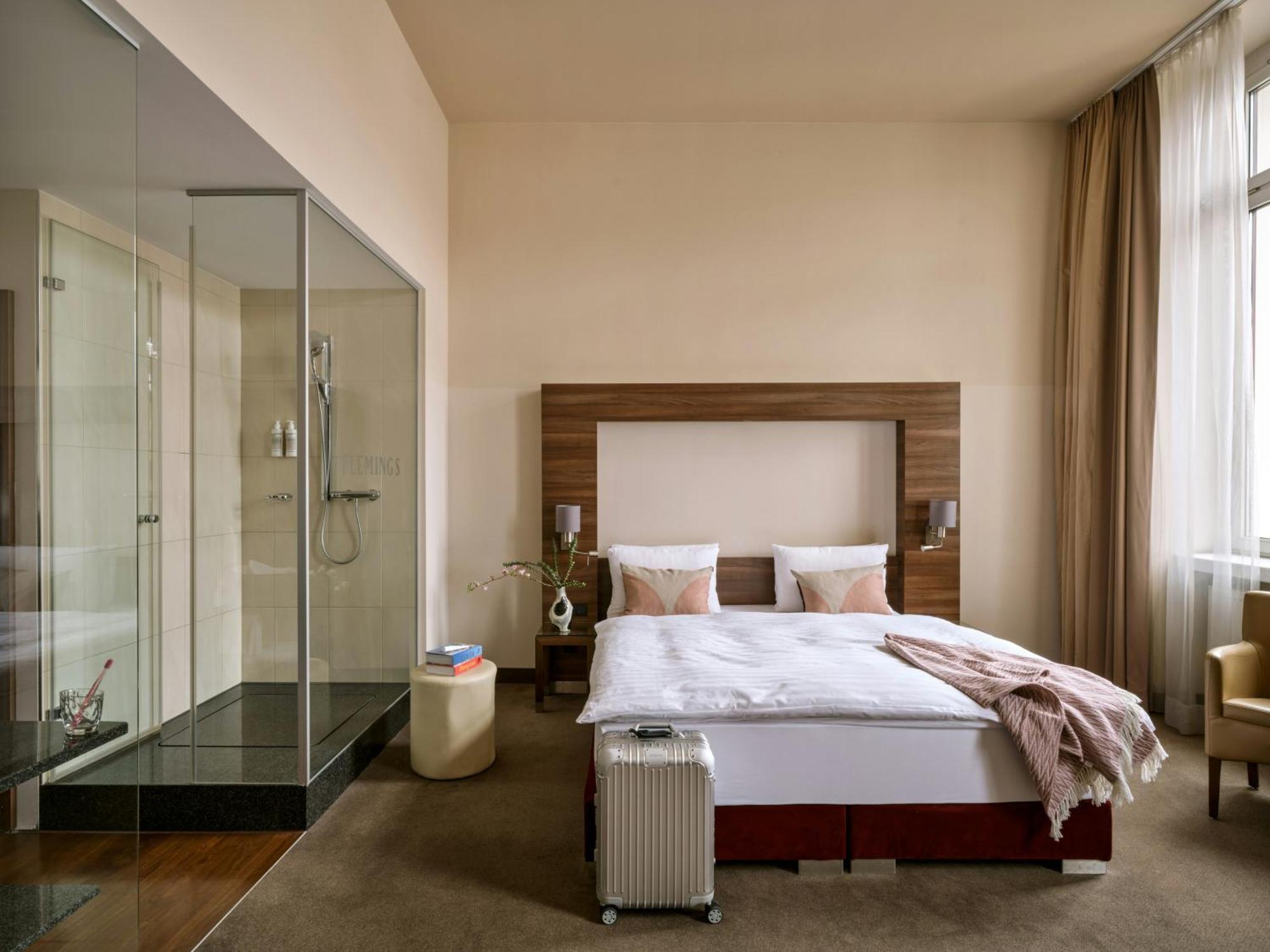 Quarto Queen Superior