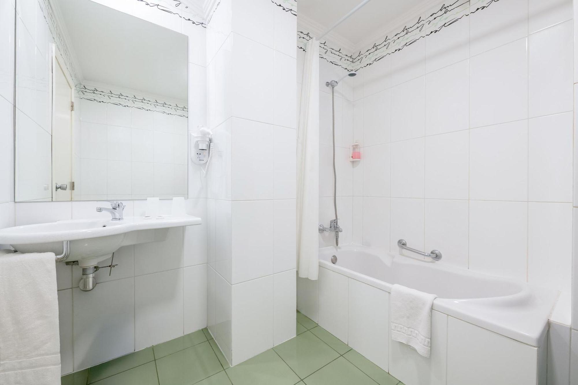 Habitación Doble con balcón - 2 camas