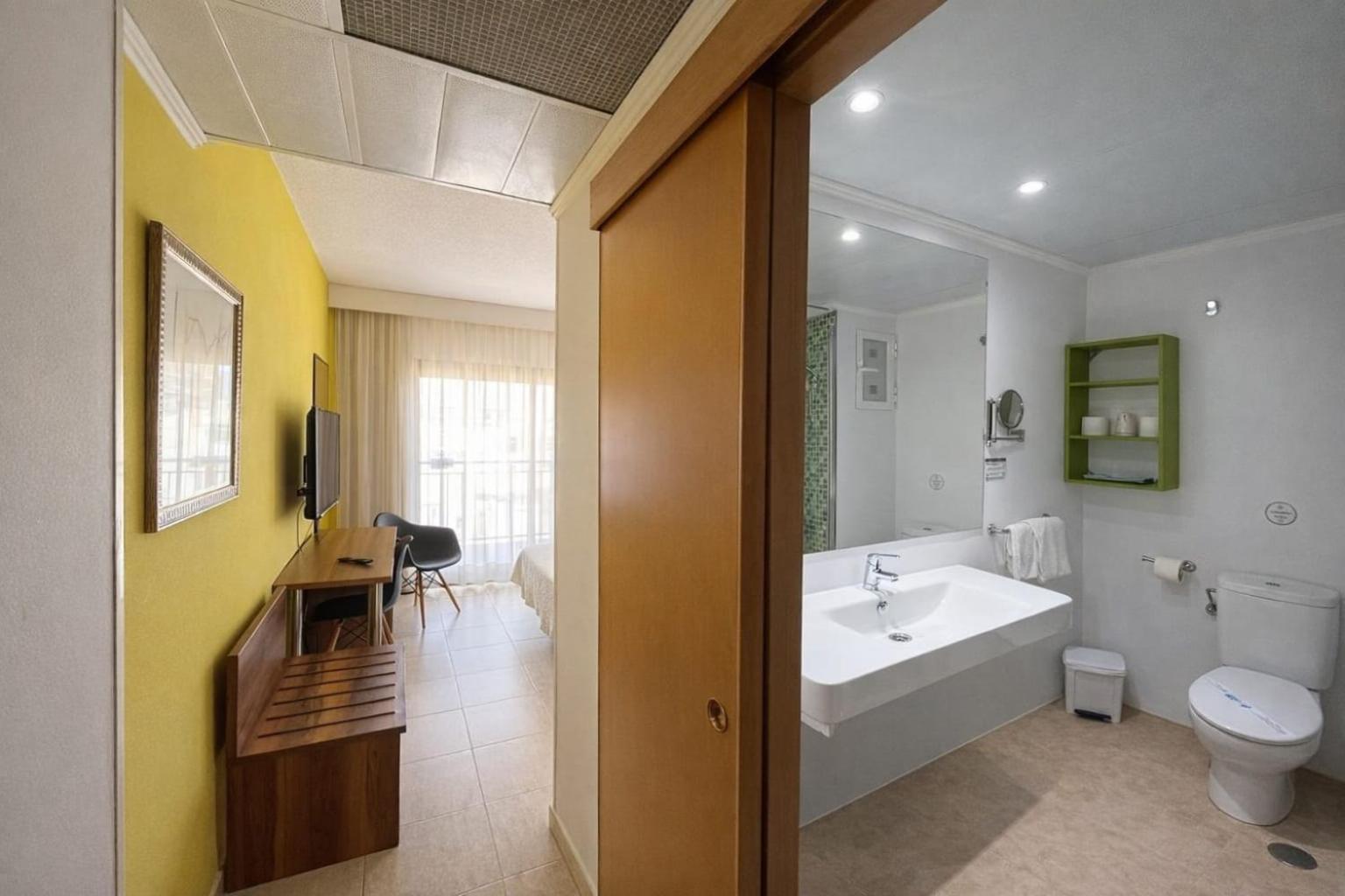 Chambre Simple avec Balcon