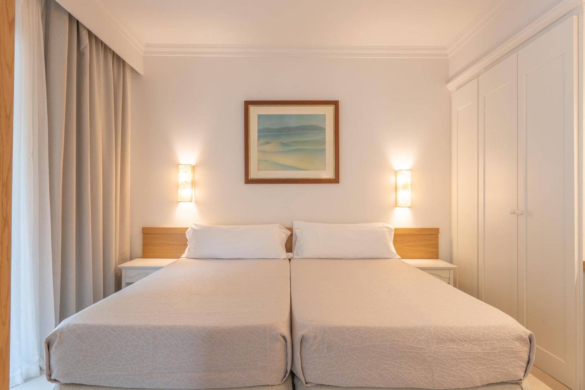 Apartamento de 1 dormitorio con vistas a la piscina