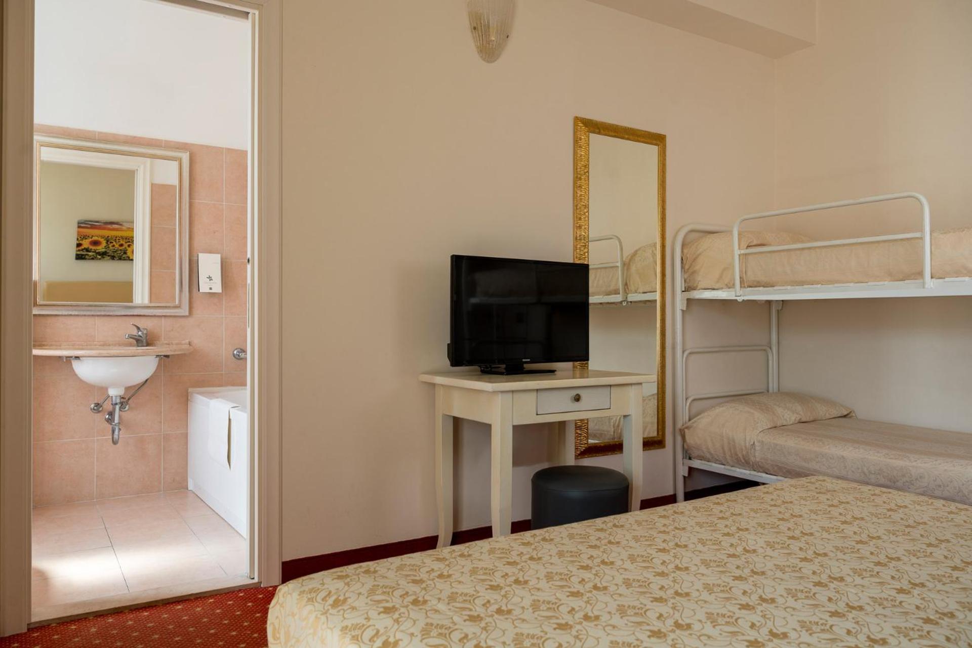 Classic Vierbettzimmer