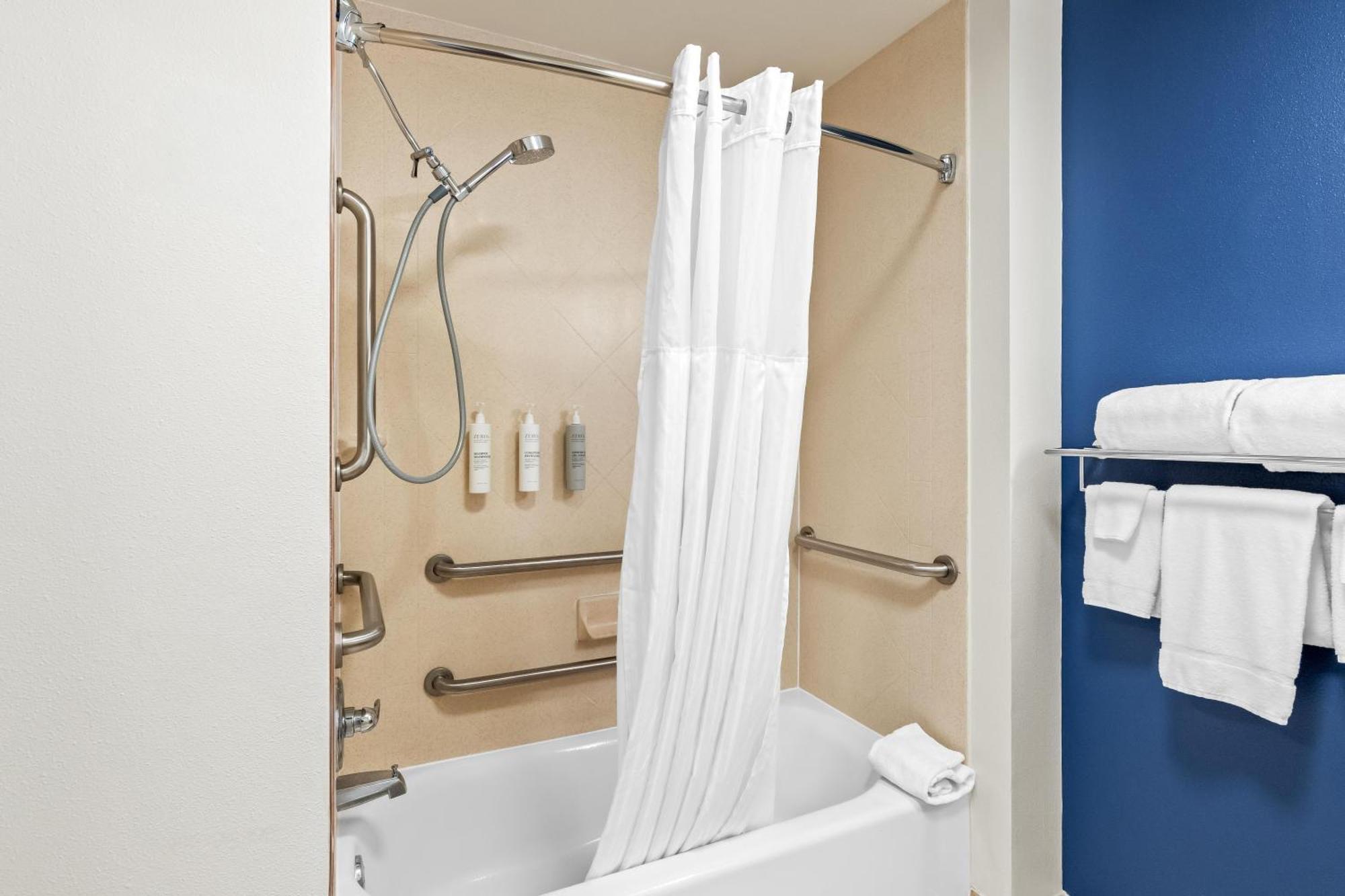 Queen Room with Two Queen Beds and Accessible Tub - Mobility and Hearing Access