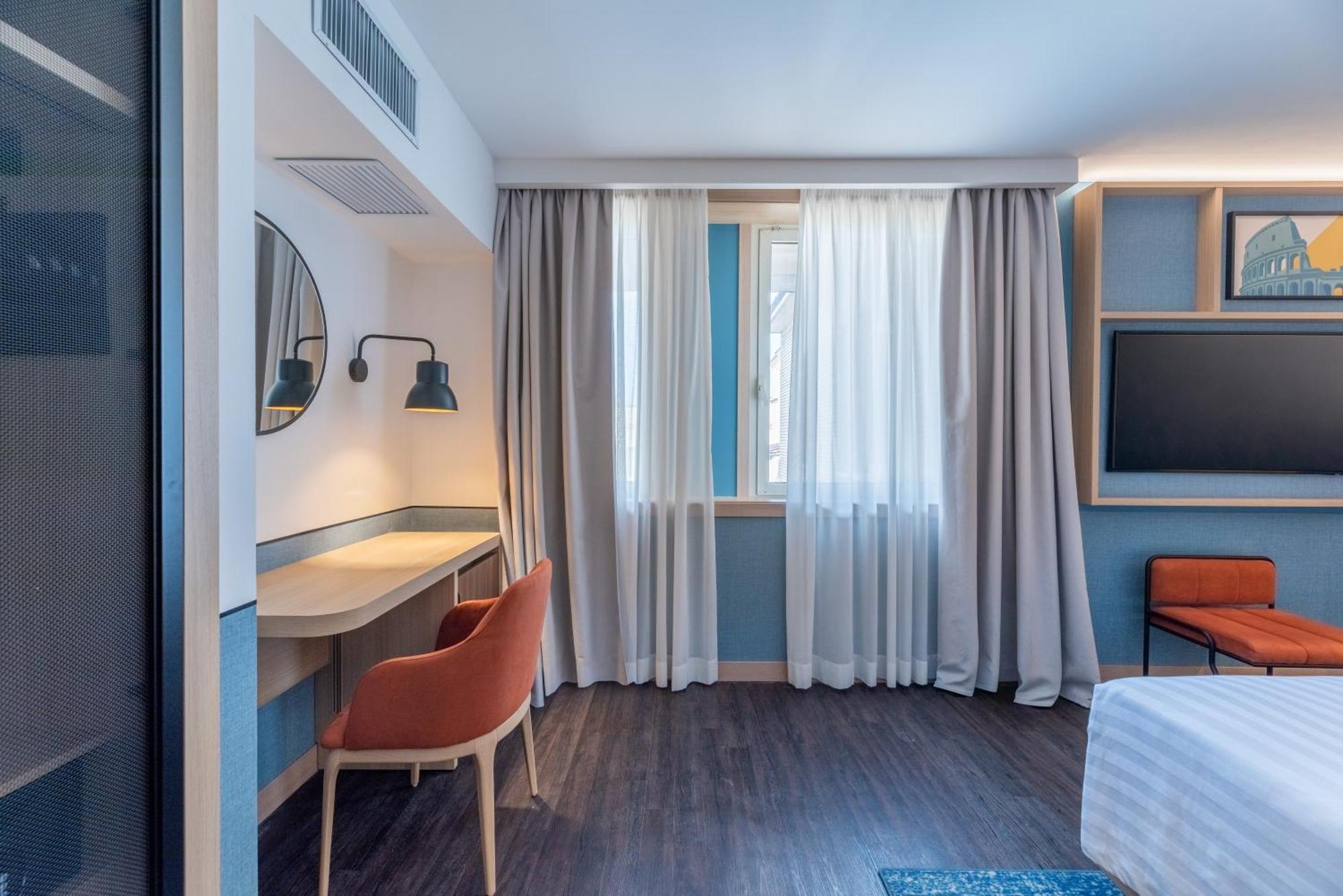 King Room - Mobility Accessible,1765802383:JPEG