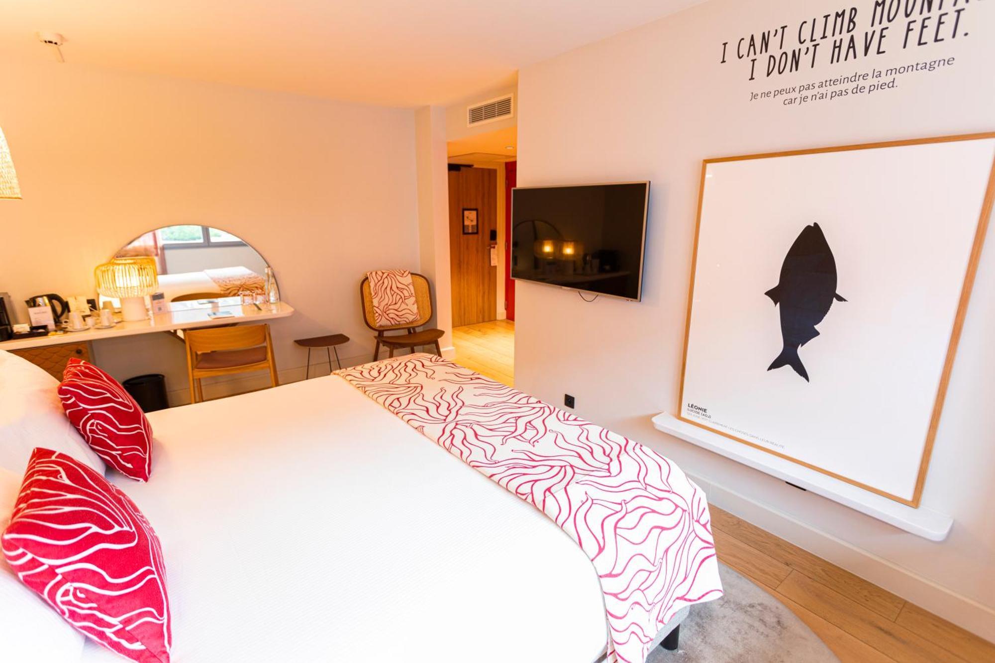 Double Room,1765809423:JPEG