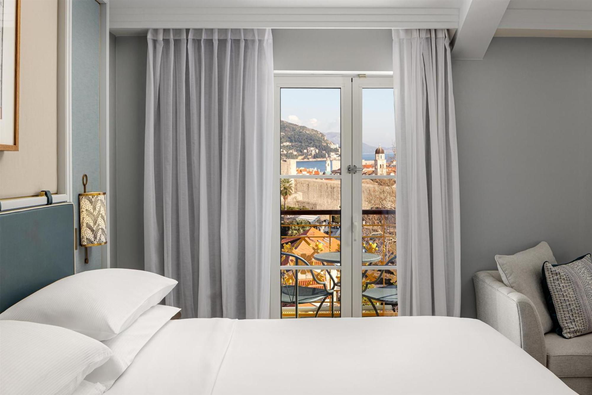 Executive King Room with Sea View