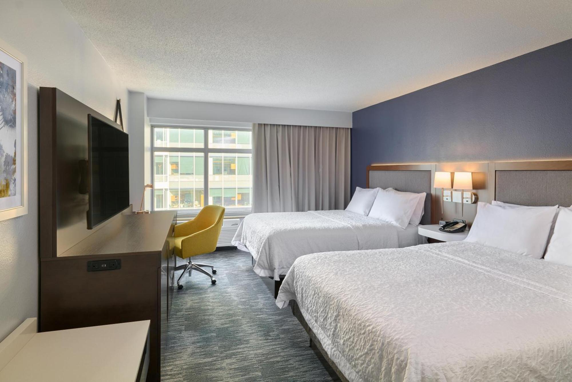 Chambre avec 2 Lits Queen-Size - Non-Fumeurs