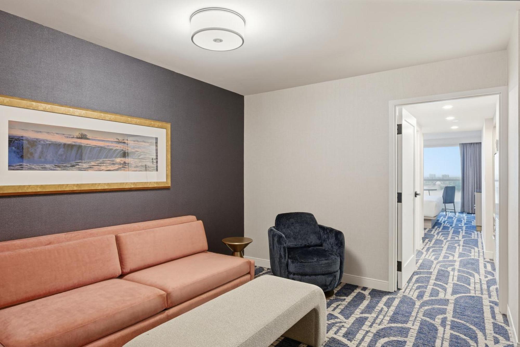 2 ROOM SUITE 1 KING BED PREMIUM FALLSVIEW WITH SOFA BED,1765819040:JPEG