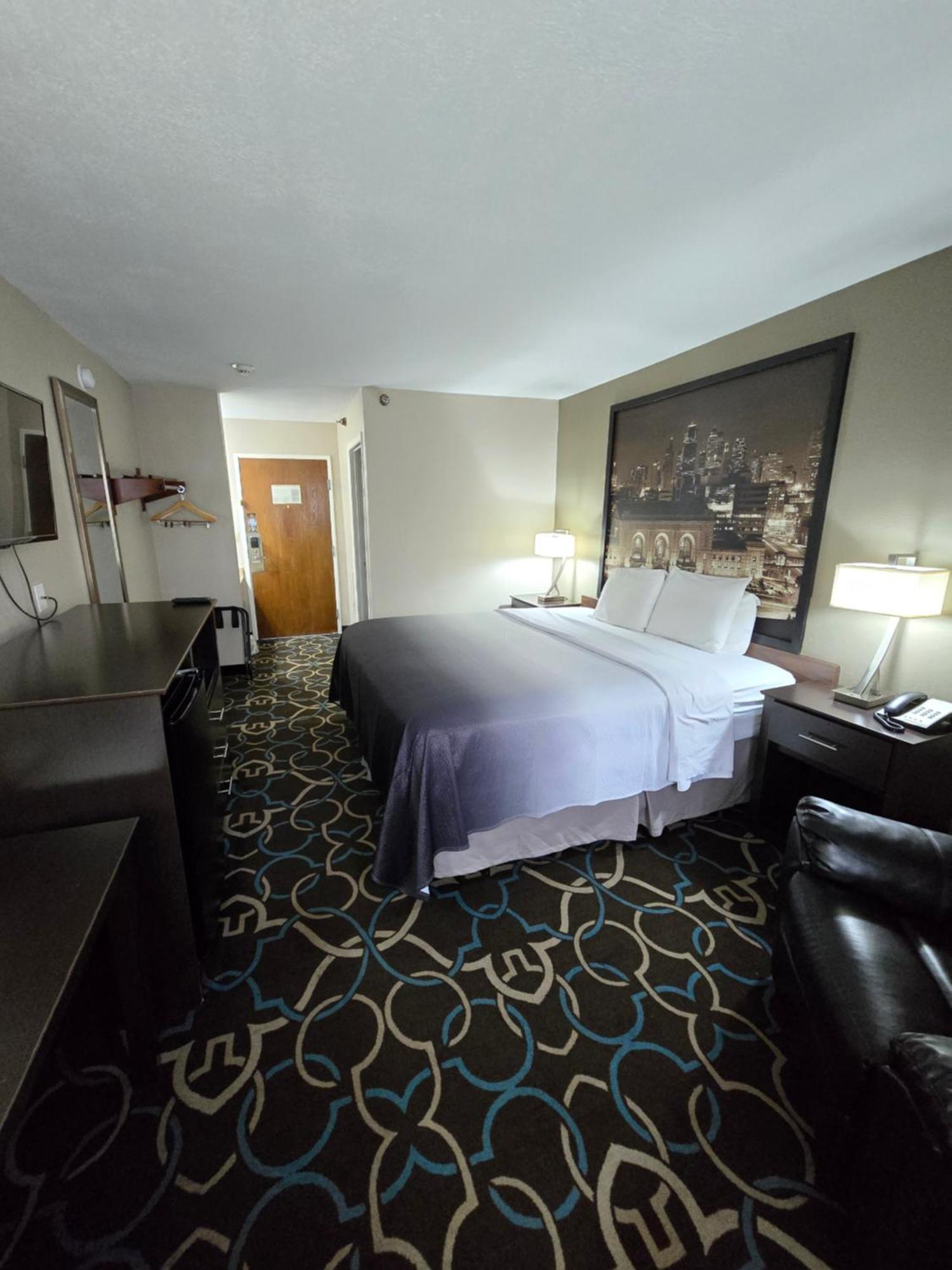 King Room - Non-Smoking