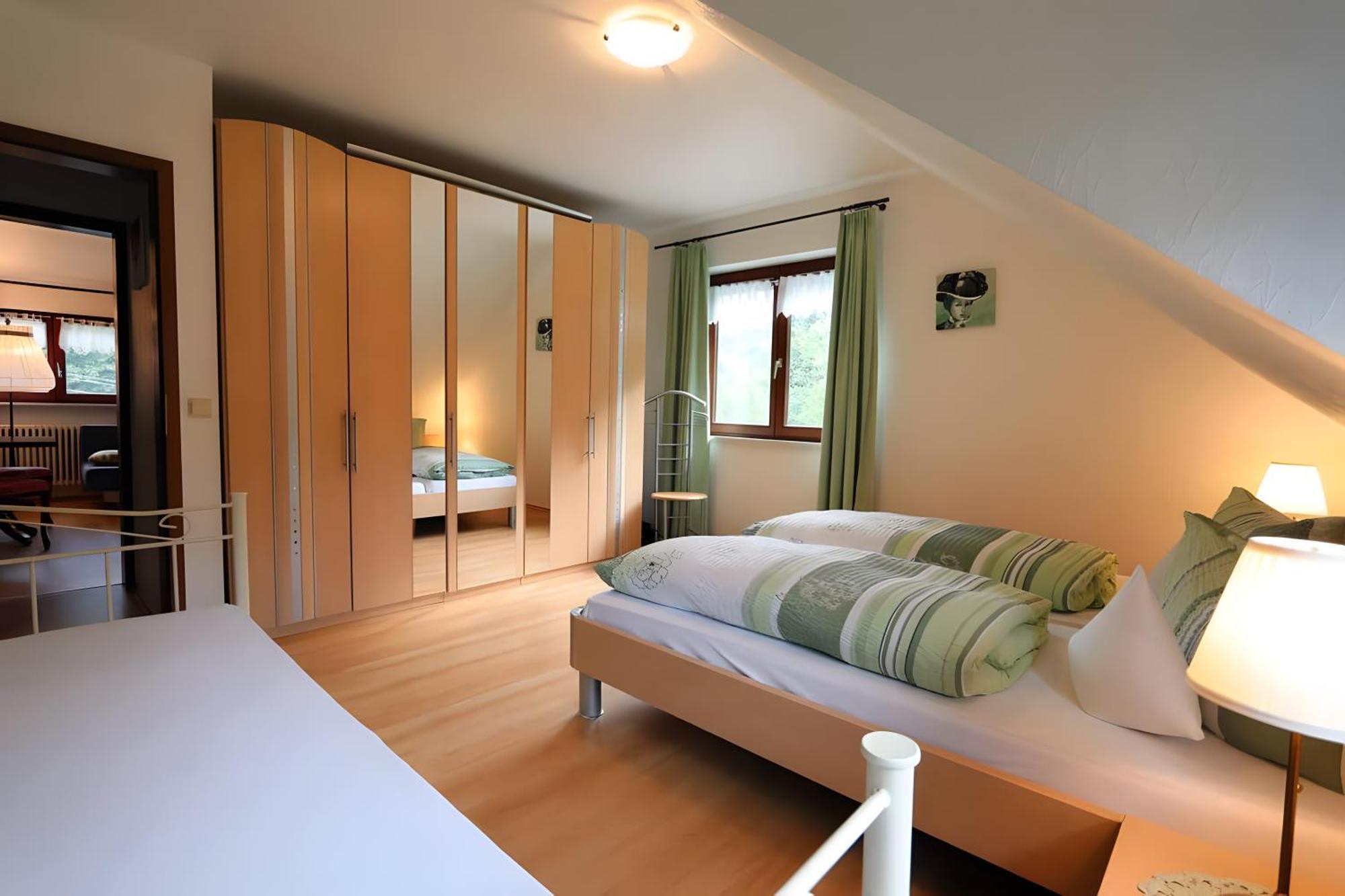 Deluxe-Apartment mit 2 Schlafzimmern und Gartenblick