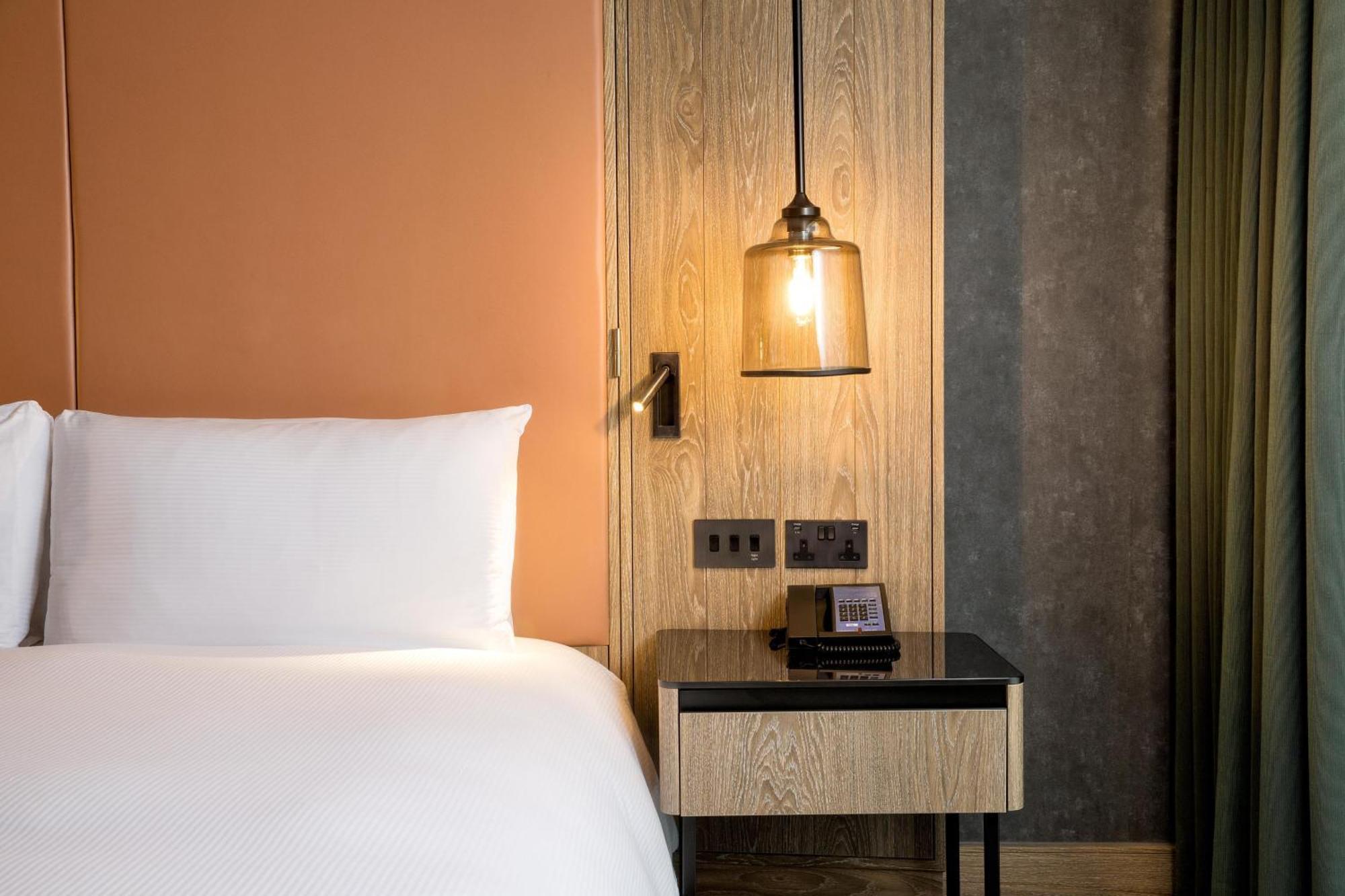 Deluxe Zimmer mit Kingsize-Bett