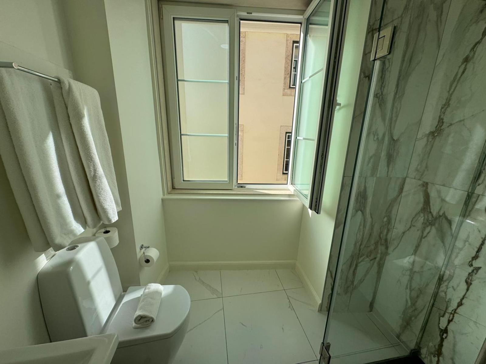 Quarto Duplo com Vista Praça