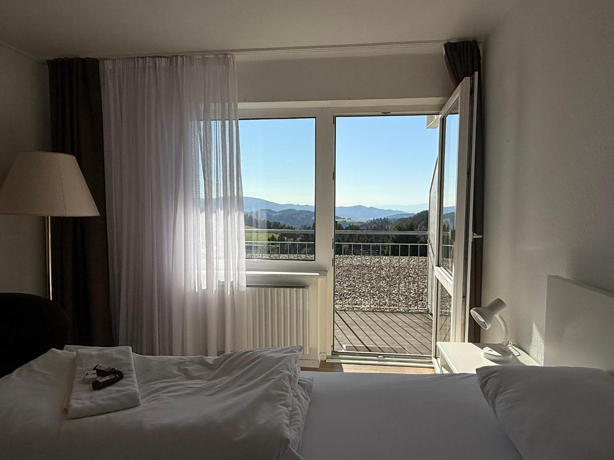 Deluxe Double Room with Balcony,1768632705:JPEG