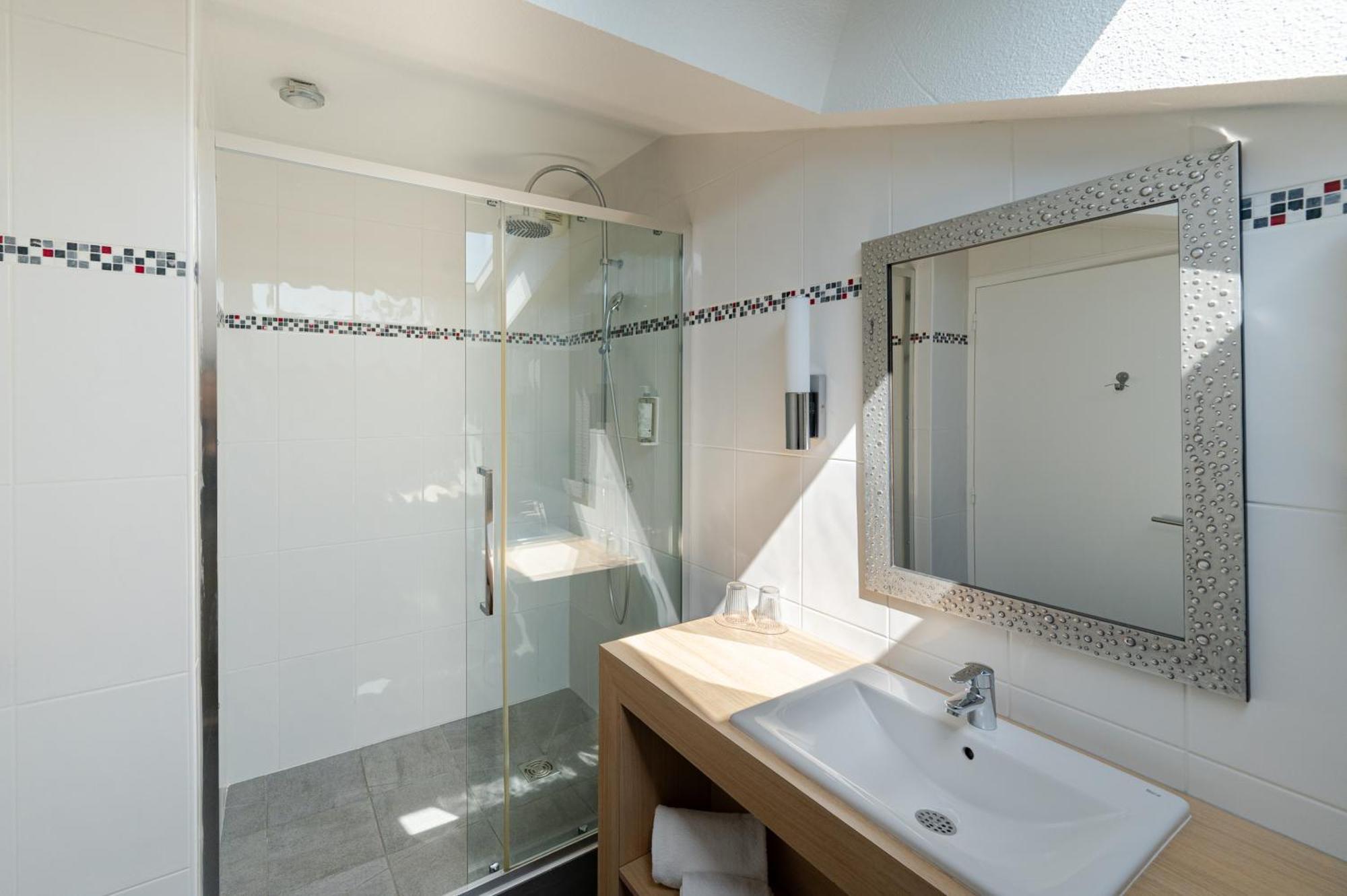 Chambre Double Supérieure Mansardée