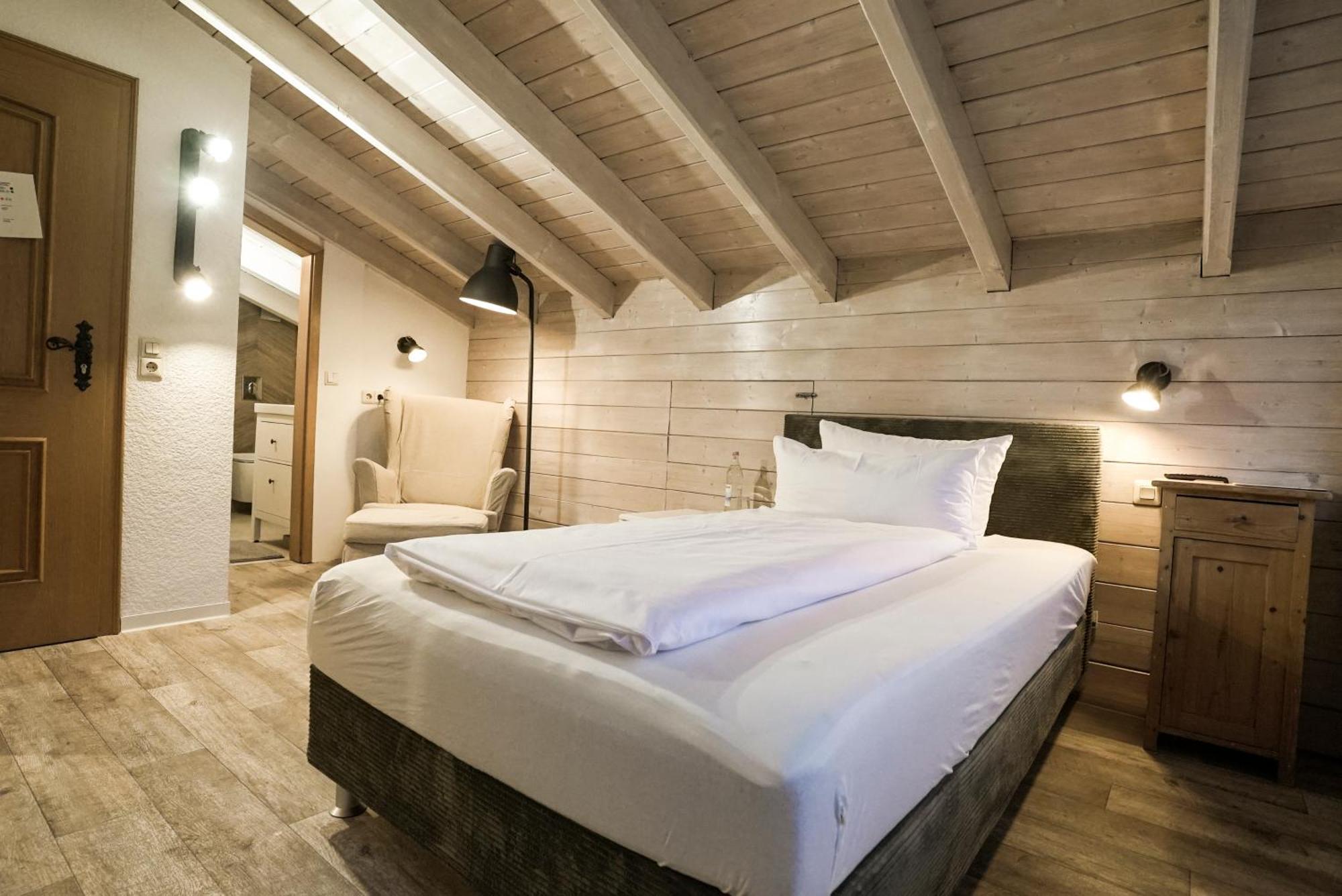 Single Room Private Bathroom