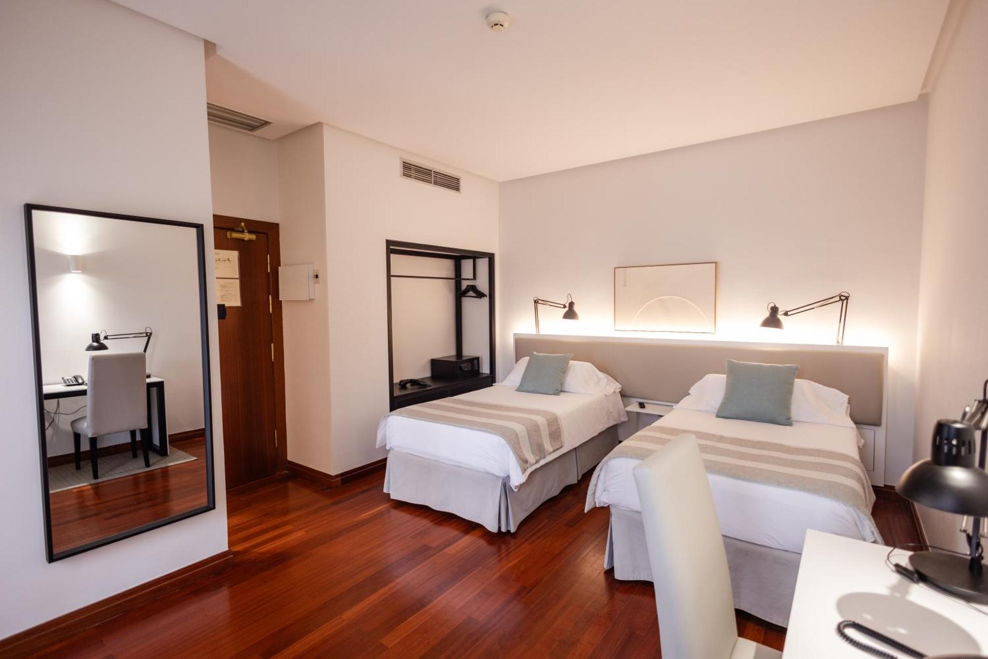 Habitación Doble con balcón - 1 o 2 camas