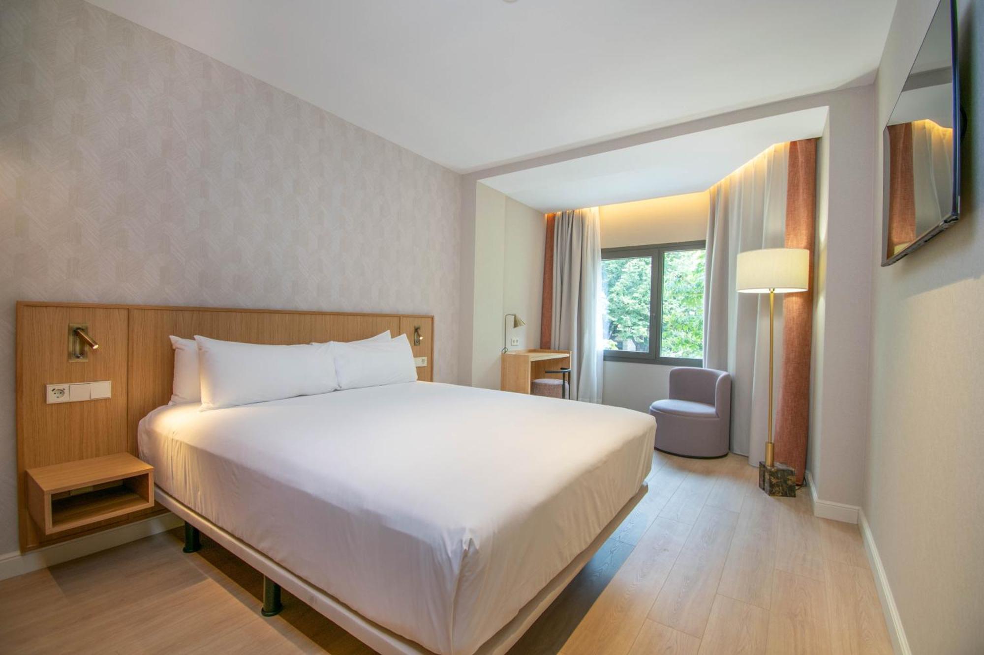 Kamer met Queensize Bed