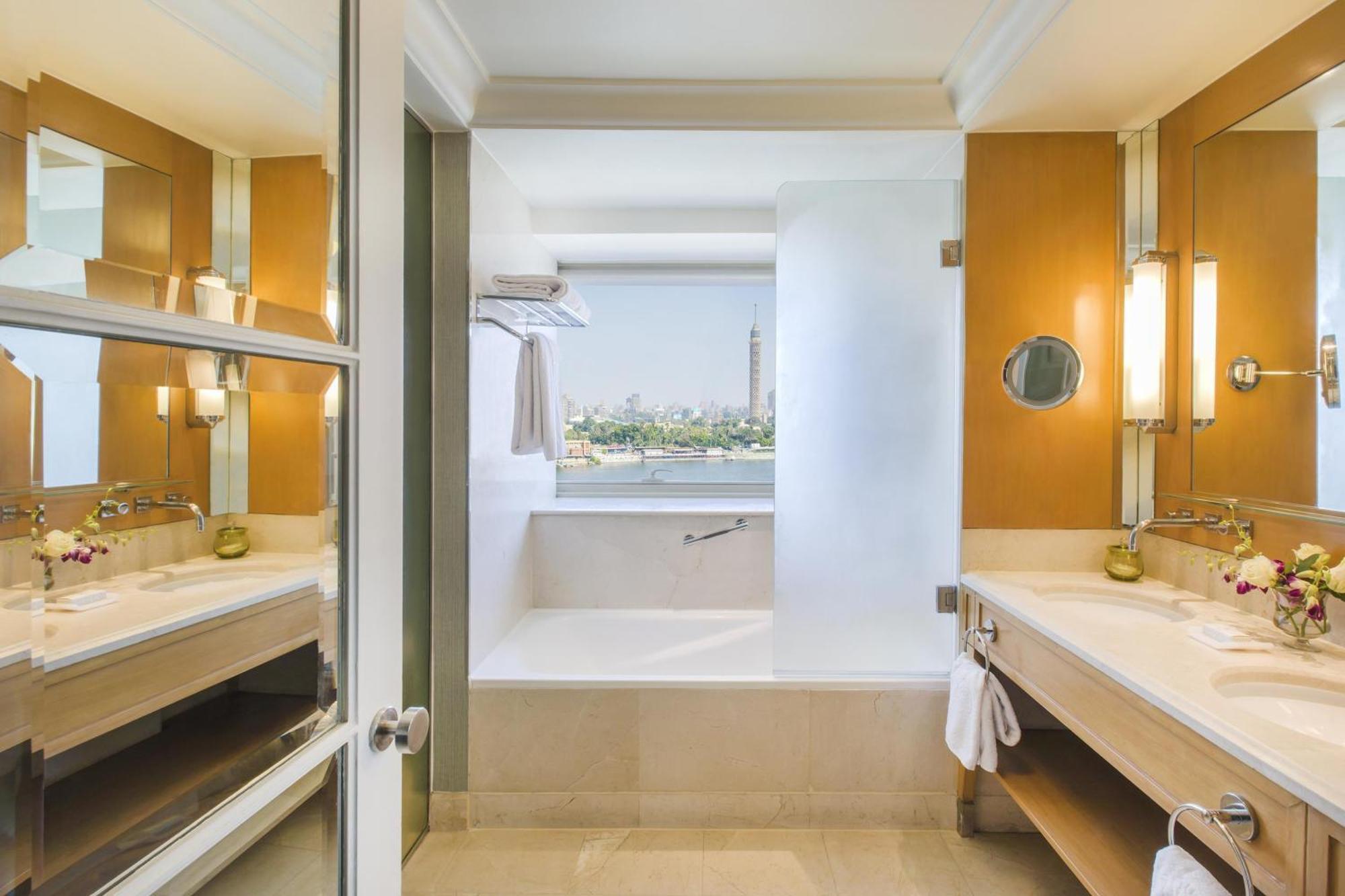 Nile Superior Room Twin
