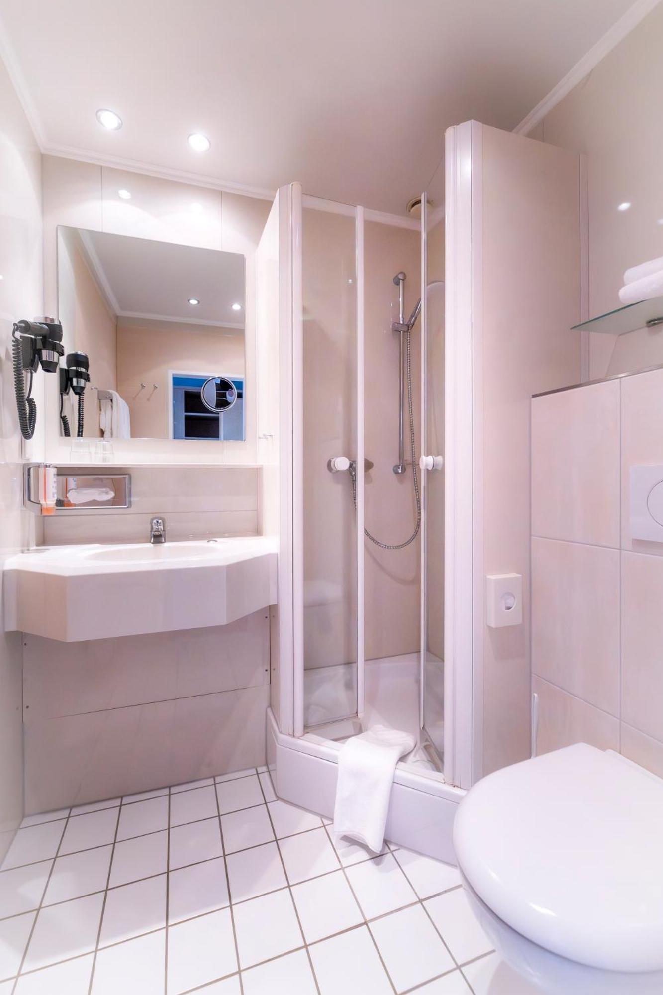 Double Room with Balcony,1769541403:JPEG