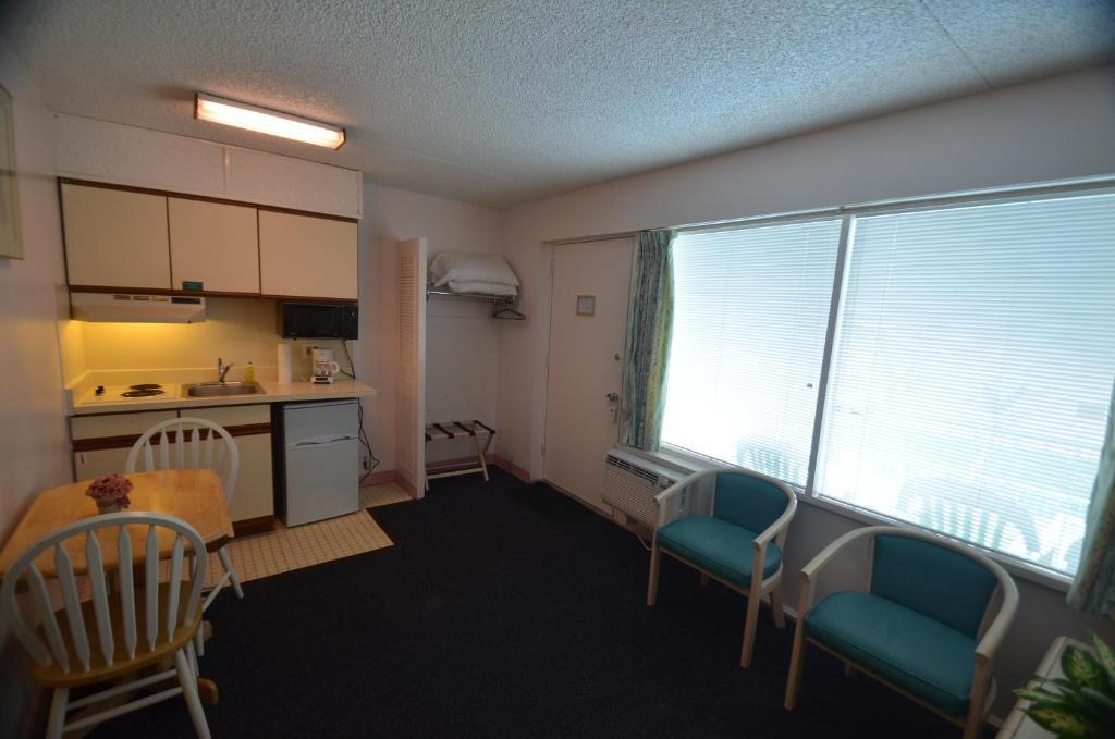 Double Room with Kitchenette