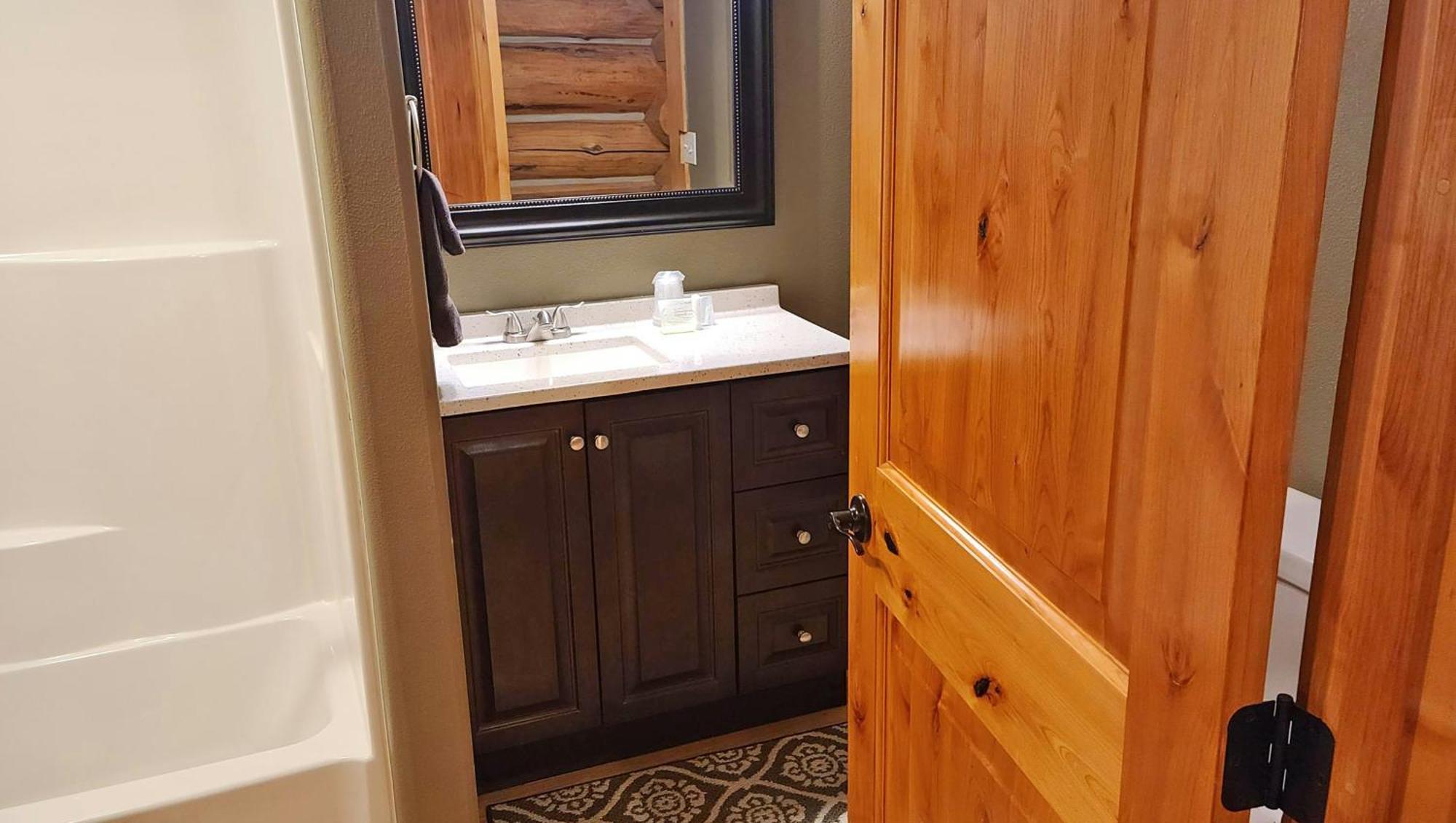 King Room with Spa Bath