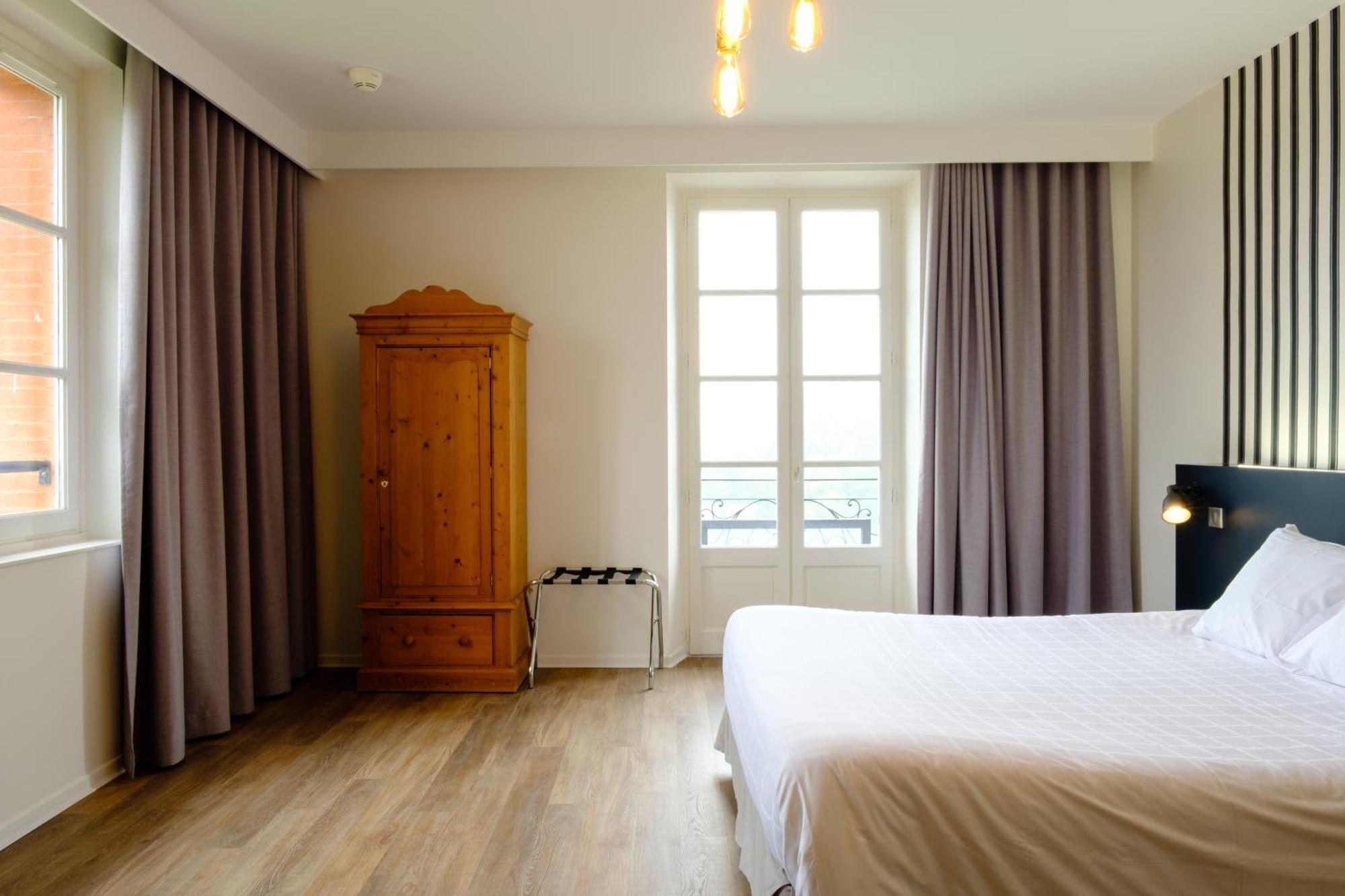 Suite Lit Queen-Size avec Canapé-Lit